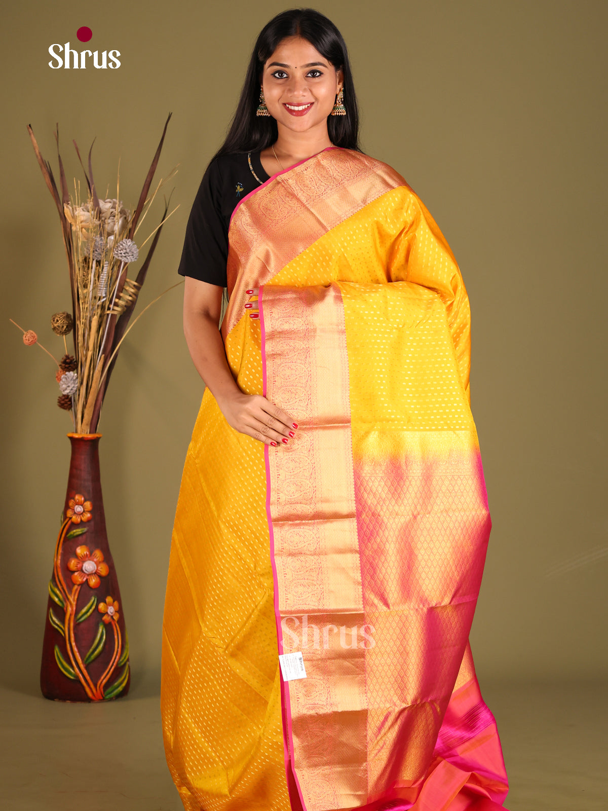 Yellow & Orangish Pink - Kanchipuram-halfpure Saree - Shop on Shrus.com