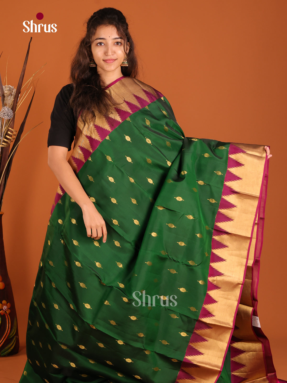 Green & Maroon - Kanchipuram-halfpure Saree - Shop on Shrus.com