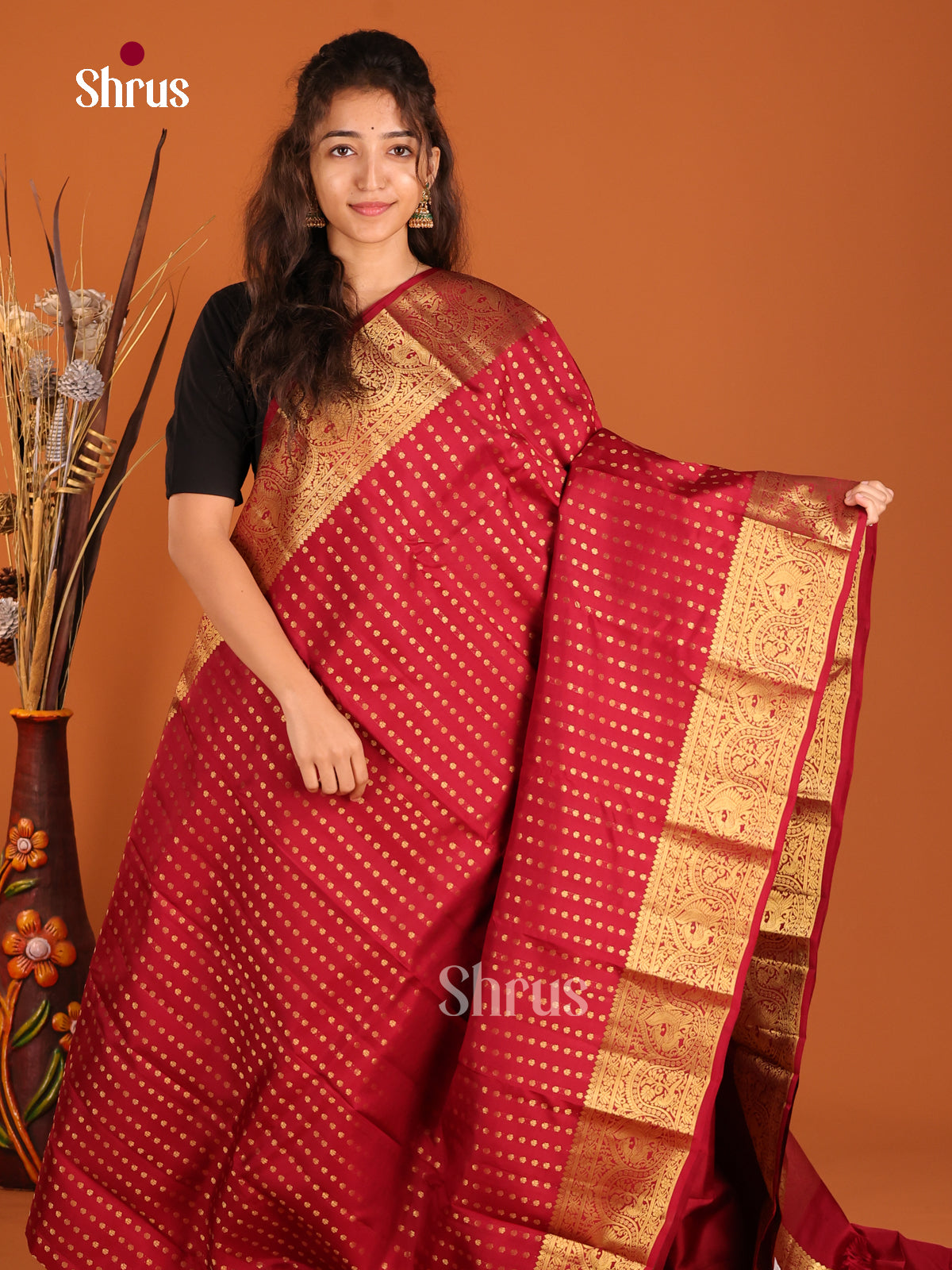 Red (Single Tone)- Kanchipuram-halfpure Saree