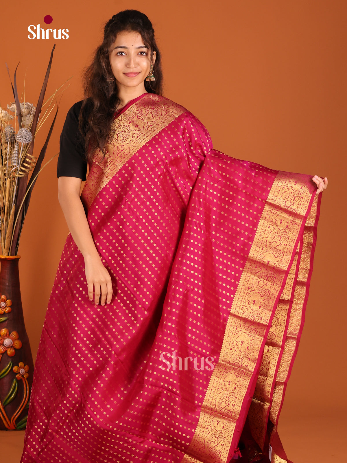 Red(Single Tone) - Kanchipuram-halfpure Saree - Shop on Shrus.com