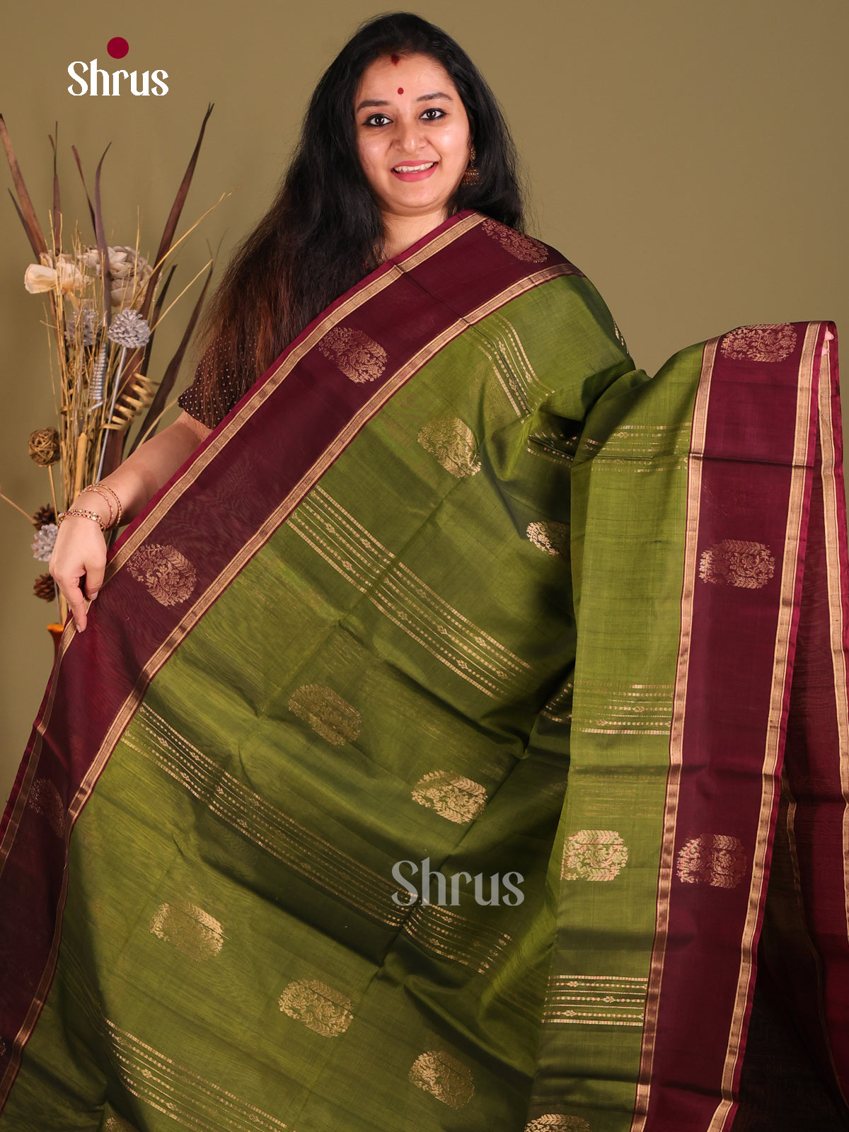 Green & Maroon Silk Cotton Saree with contrast zari brocade pallu - Shop on Shrus.com