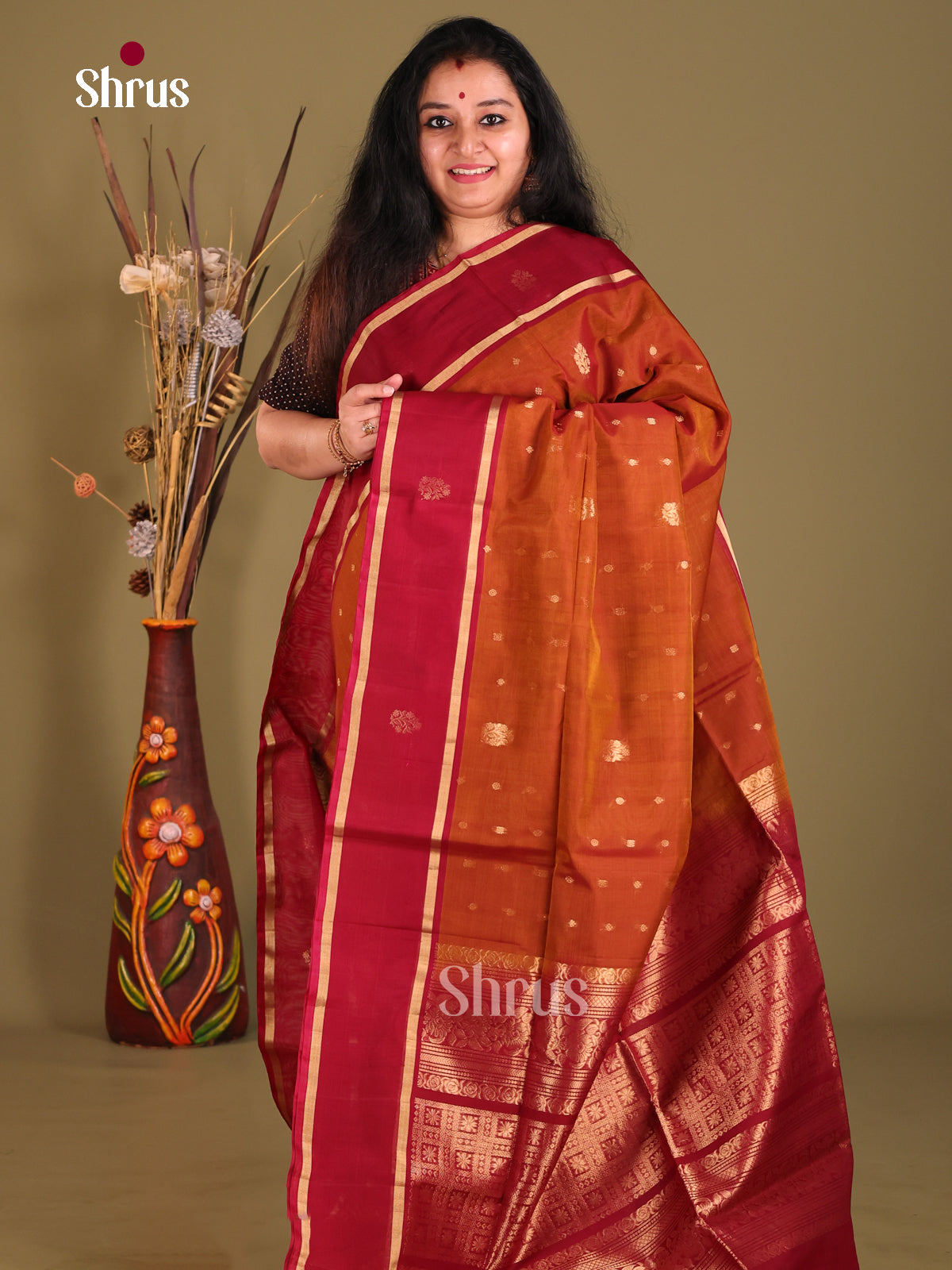 DGS18021 - Silk Cotton Saree - Shop on Shrus.com