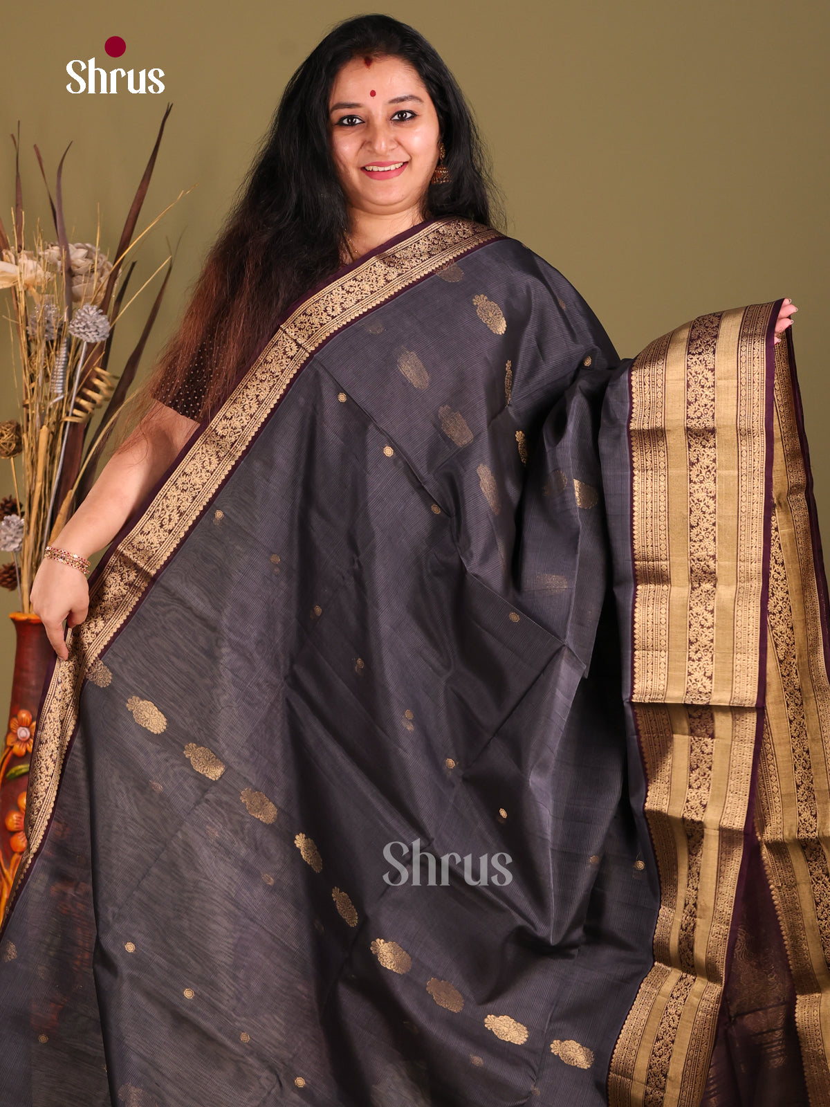 DGS18039 - Silk Cotton Saree - Shop on Shrus.com