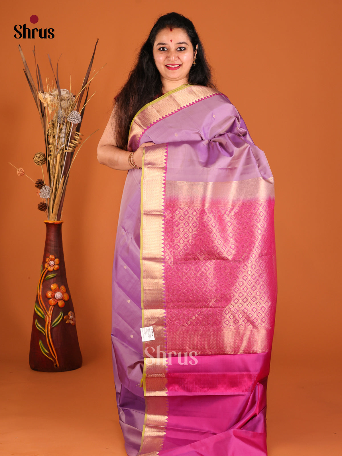 Lavender & Purple Kanchipuram silk  Saree gleams with small zari  buttas - Shop on Shrus.com