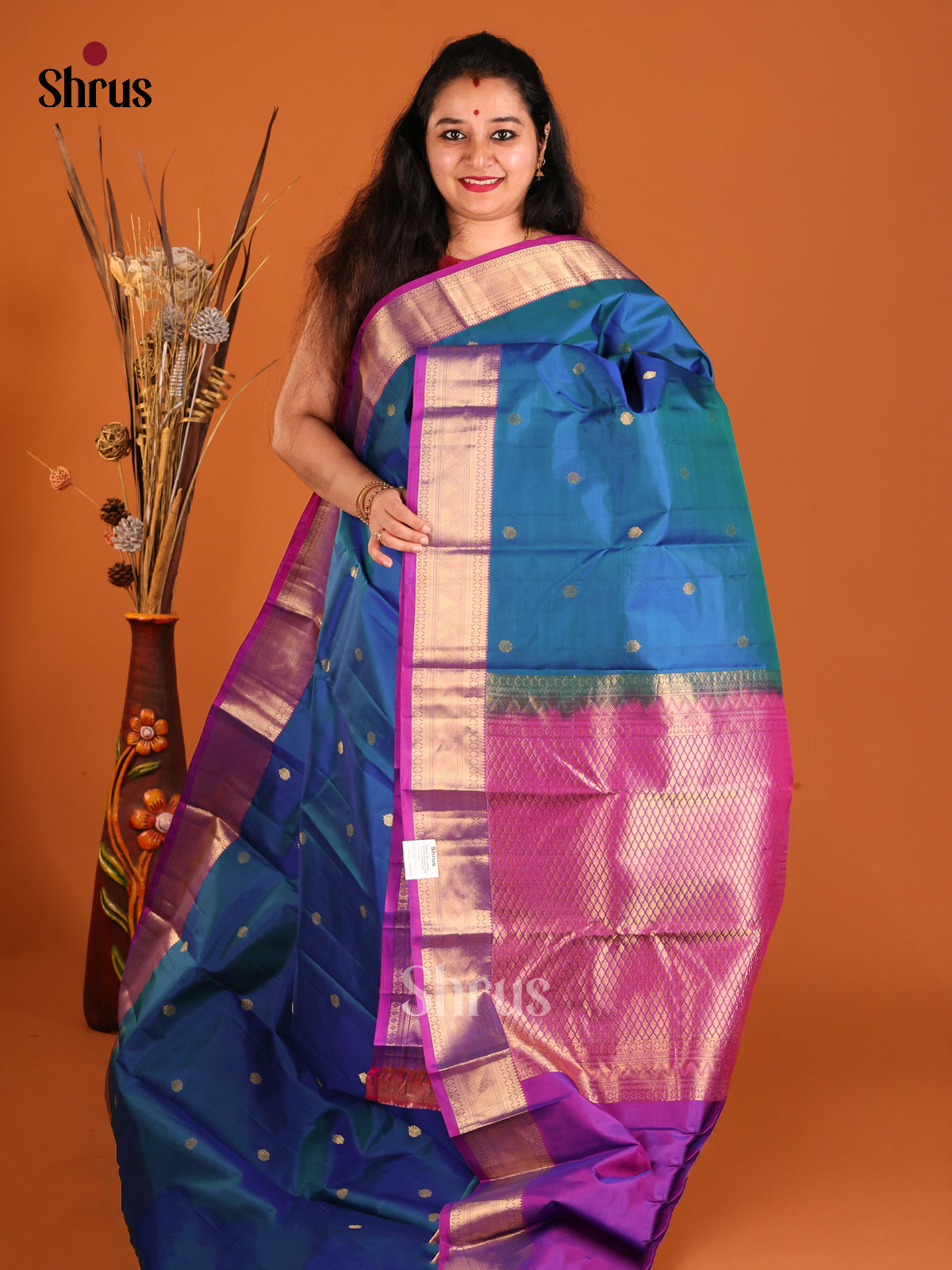 Blue & Purple Kanchipuram silk Saree with rich zari border