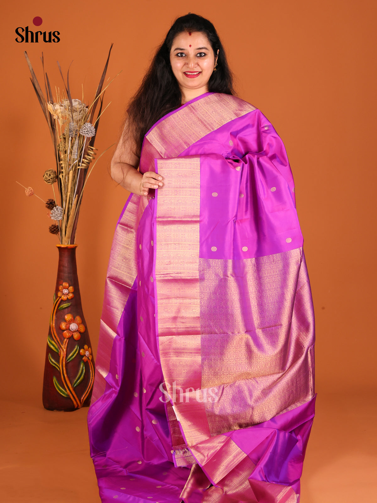Purple Single Tone Kanchipuram silk Saree with rich small zari buttas - Shop on Shrus.com