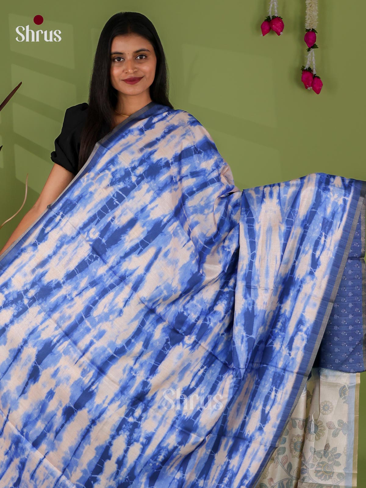 DGS21288 - Semi Maheshwari Print Saree