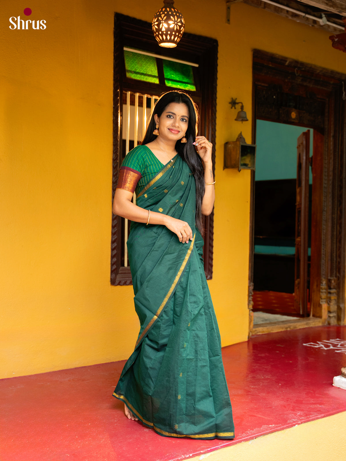 Green & Red - Semi Maheshwari Saree