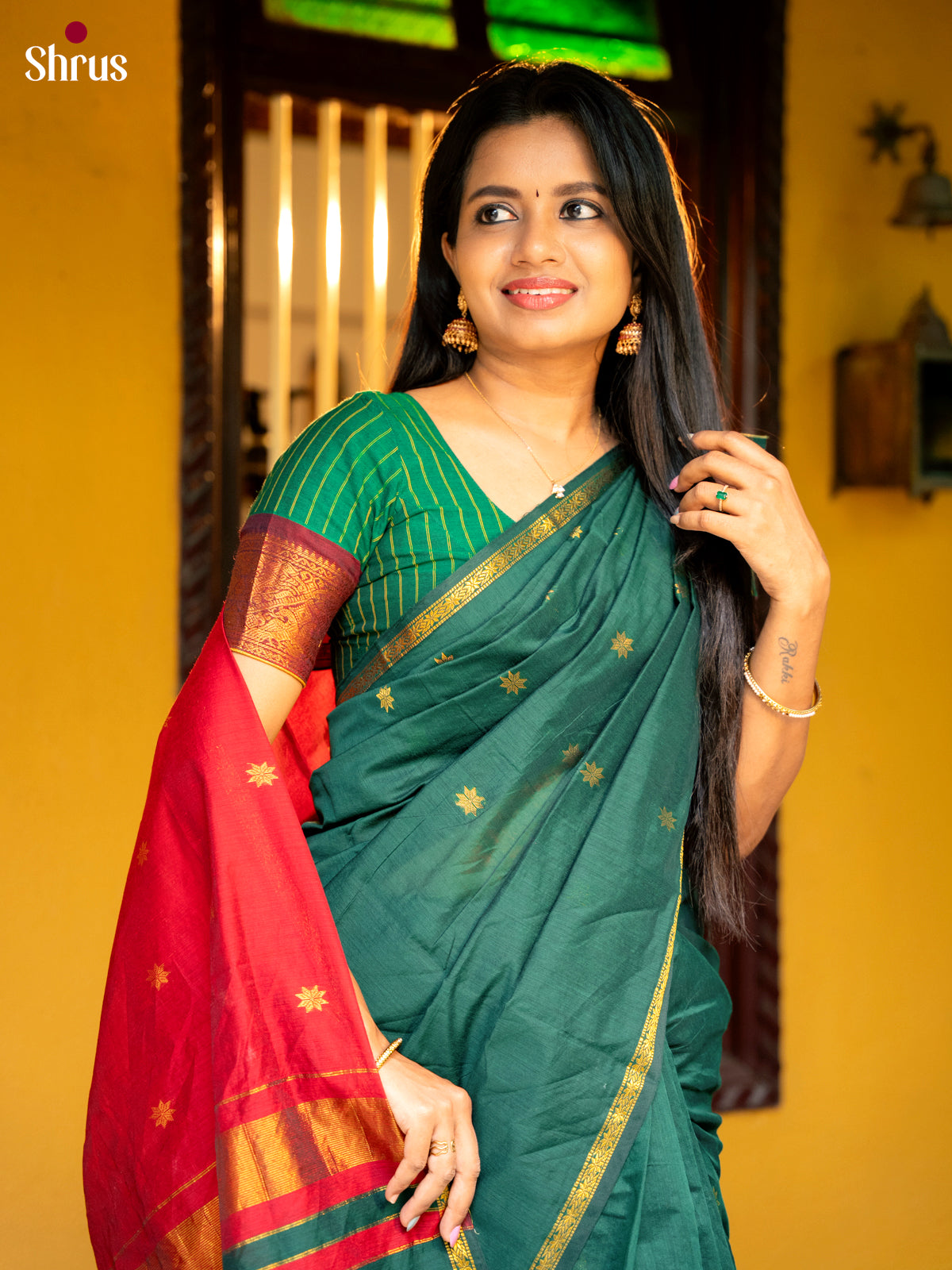 Green & Red - Semi Maheshwari Saree