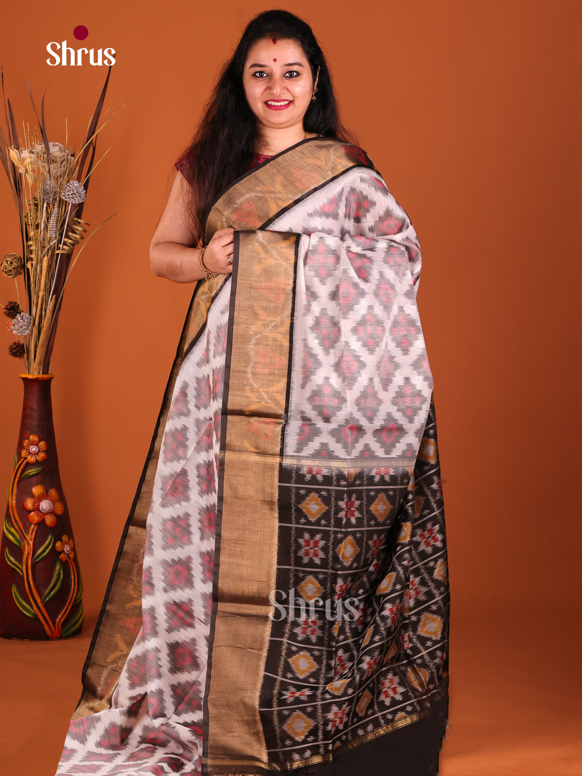 Cream & Black - Pochampally sico Saree