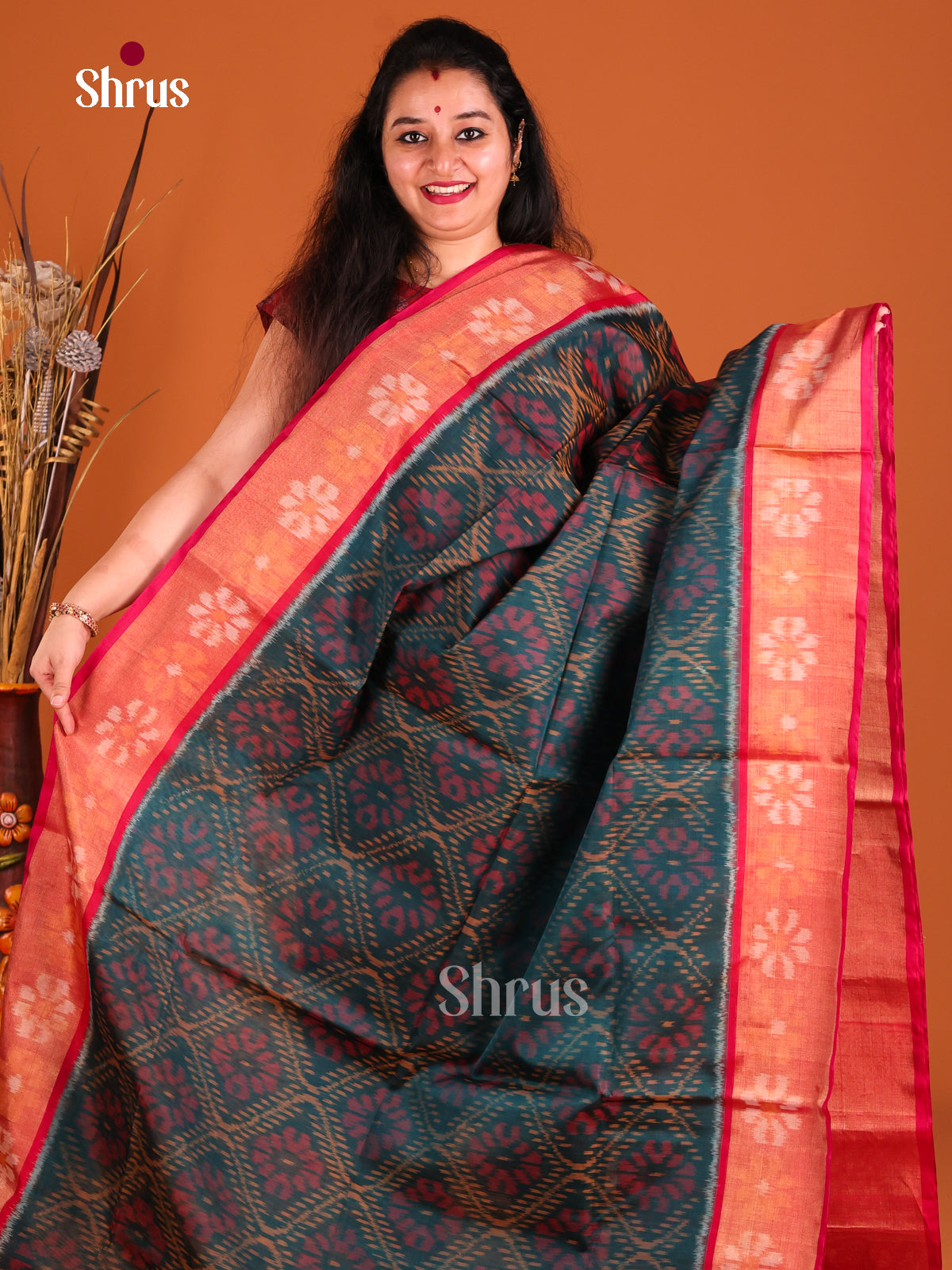 Peacock Green & Red - Pochampally sico Saree - Shop on Shrus.com