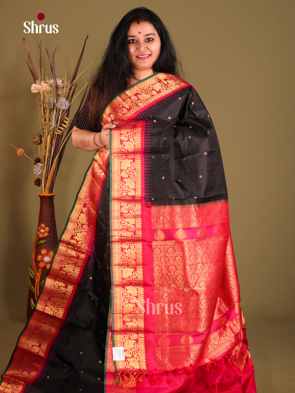 Stunning Black Gadwal silk Saree with Gold Buttas & rich Red zari border - Shop on Shrus.com