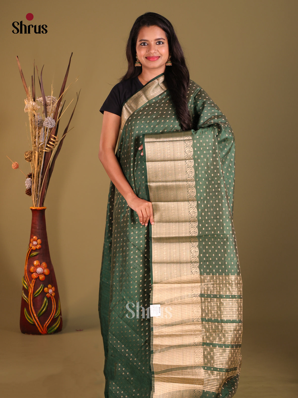 DGS26114 - Semi Rawsilk Saree - Shop on Shrus.com