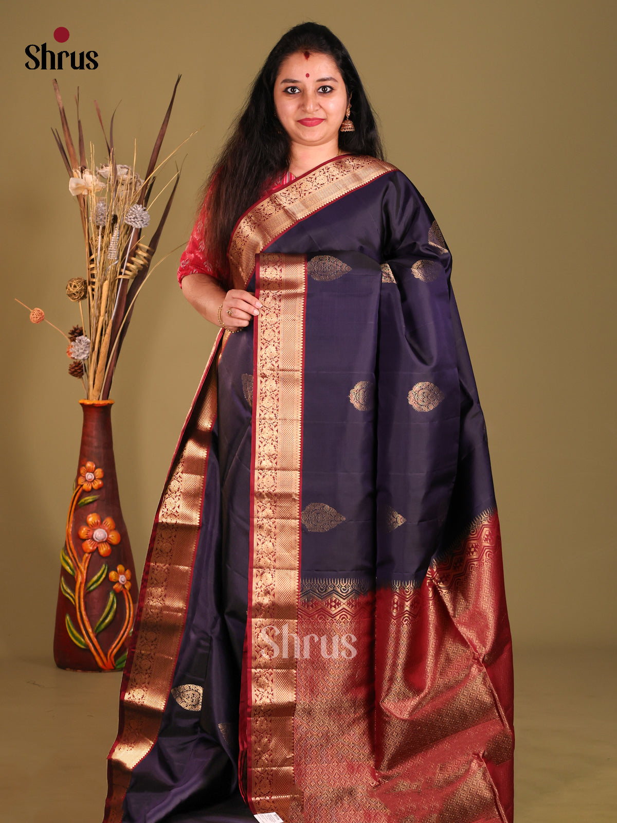 Violet & Maroon Soft Silk Saree with gold zari thilagam motifs-1