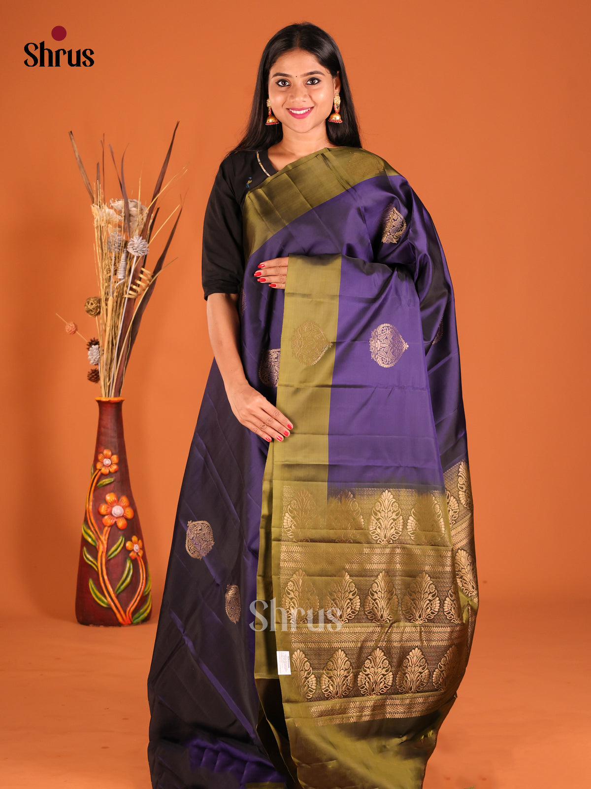 Violet & Chutney Green Softsilk-halfpure Saree with zari floral motifs - Shop on Shrus.com