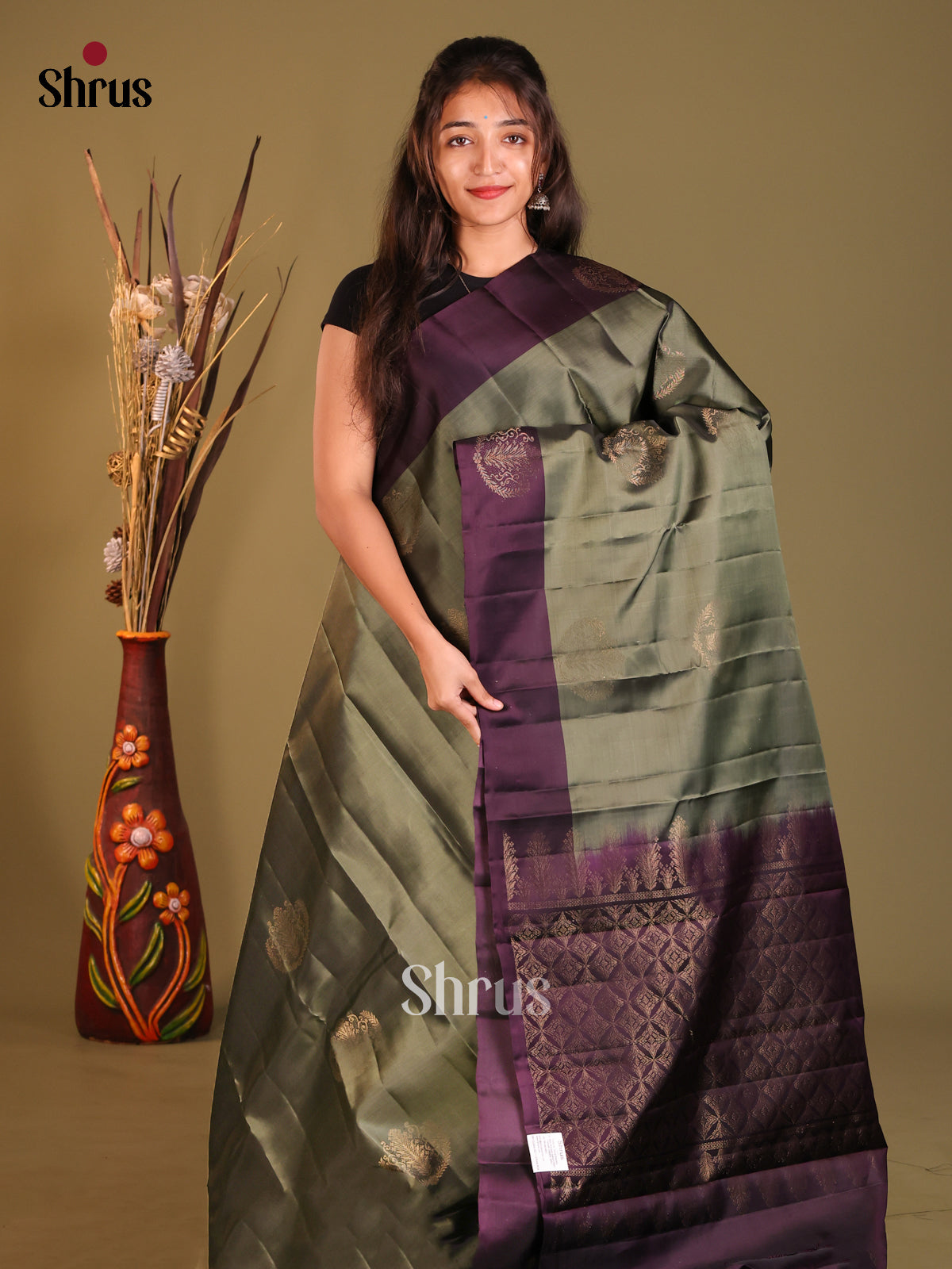 Chutney Green & Violet Softsilk-halfpure Saree with zari floral buttas