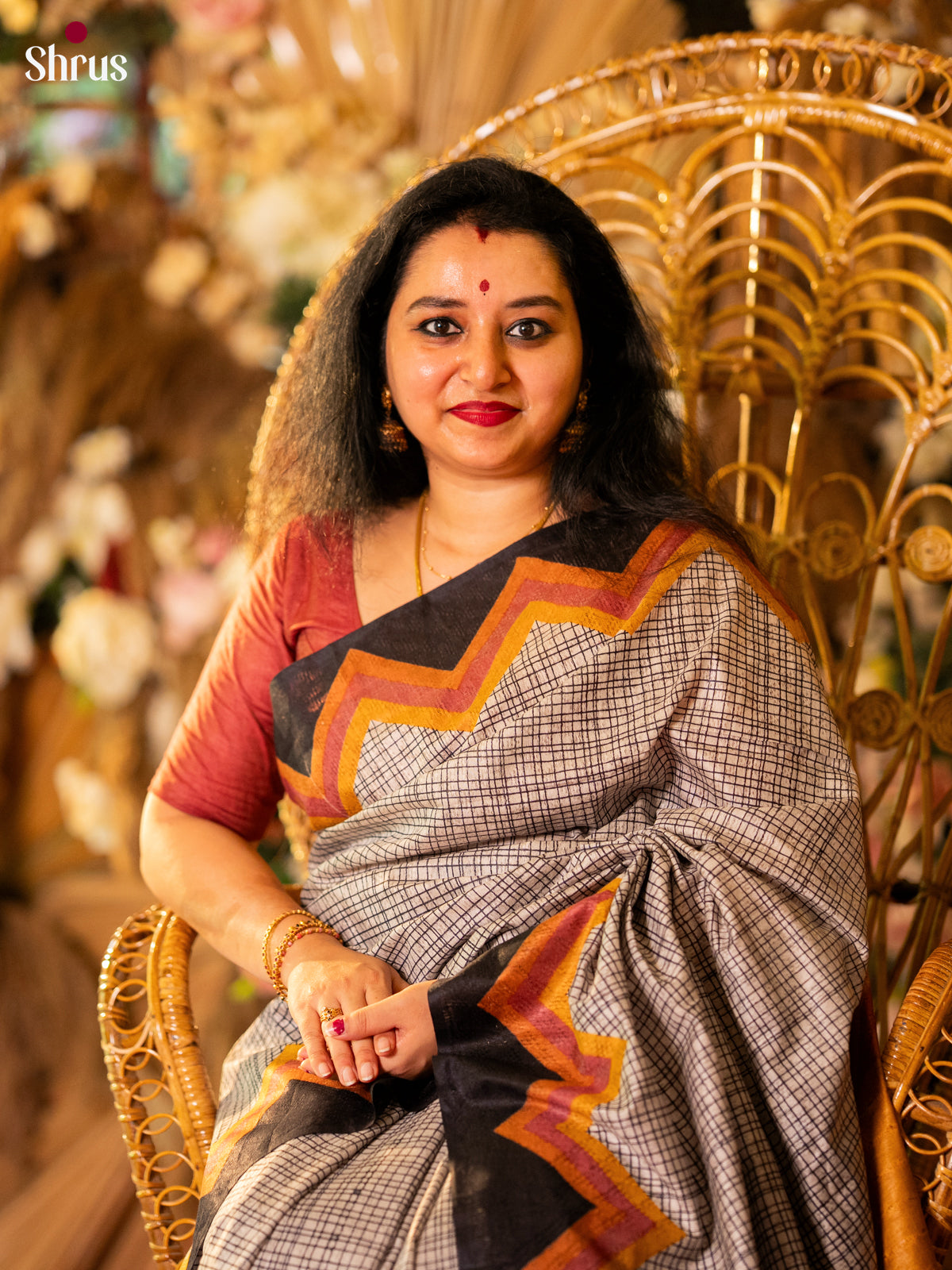DGS31096 - Semi Tussar Saree - Shop on Shrus.com