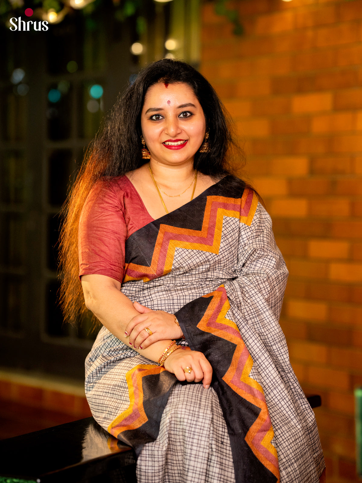DGS31096 - Semi Tussar Saree - Shop on Shrus.com