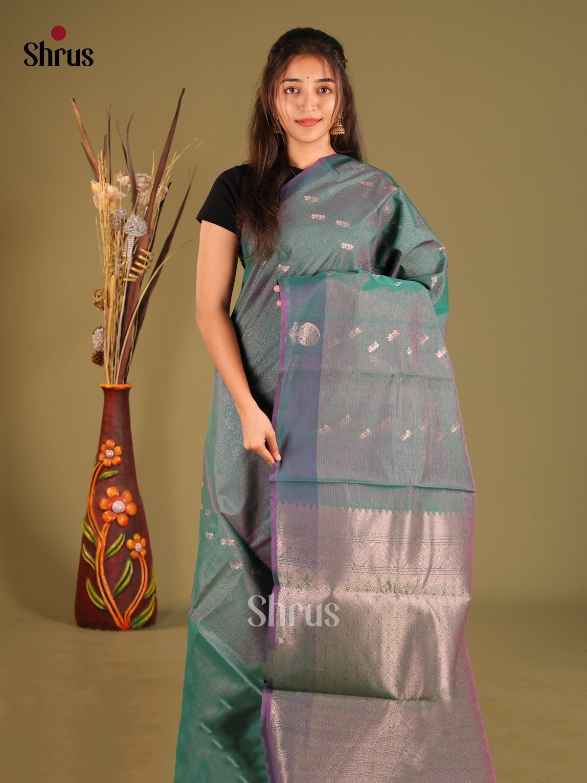 Green Single Tone Silk Cotton Saree with zari buttas