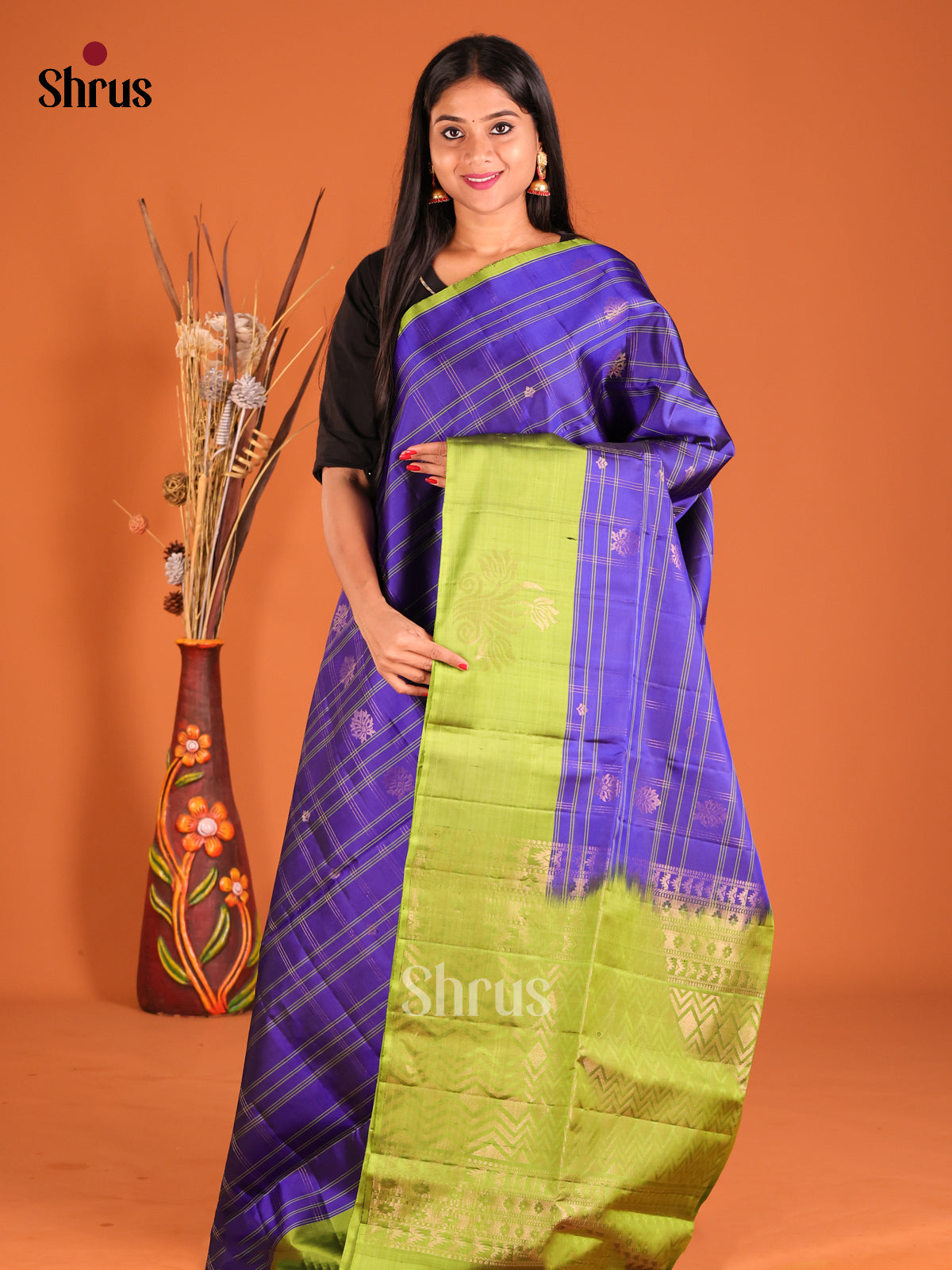 DHS01118 - Soft Silk  Saree - Shop on Shrus.com
