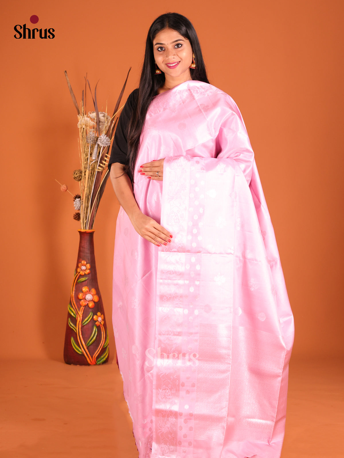 DHS01134 - Soft Silk  Saree - Shop on Shrus.com