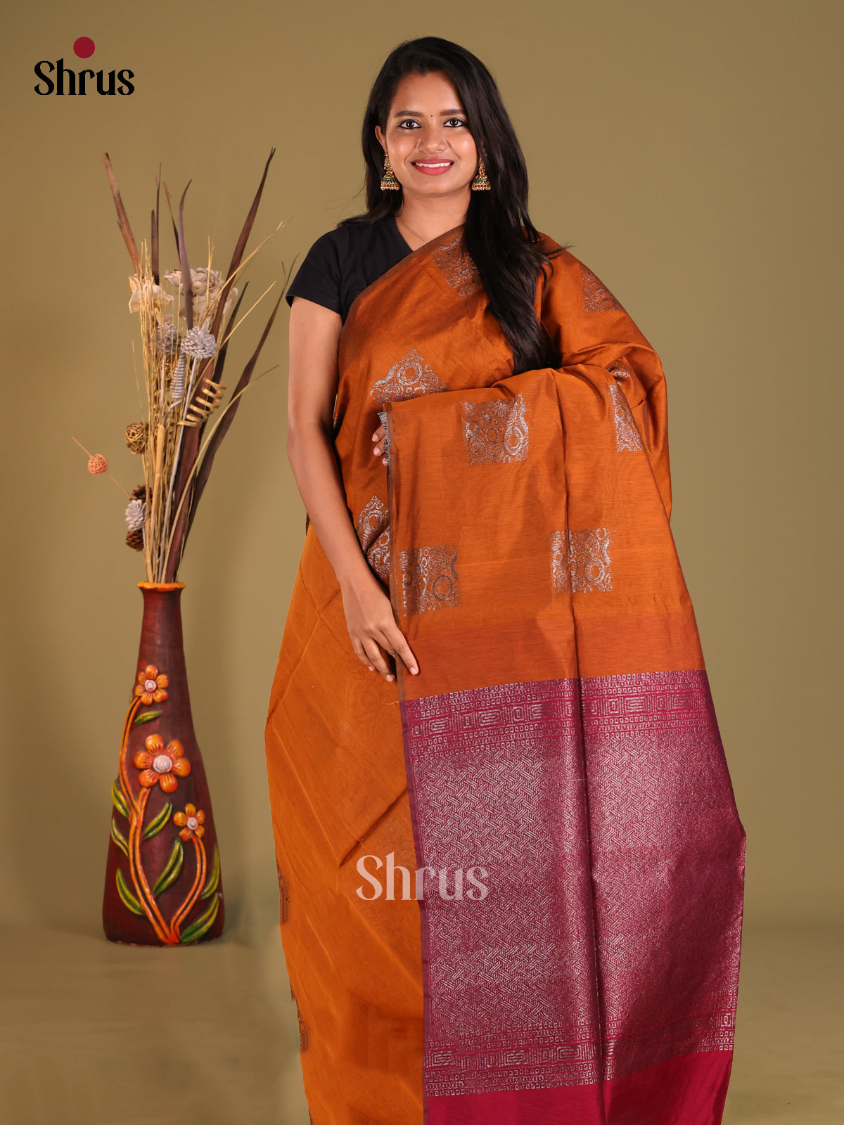DHS02325 - Semi Silkcotton Saree - Shop on Shrus.com
