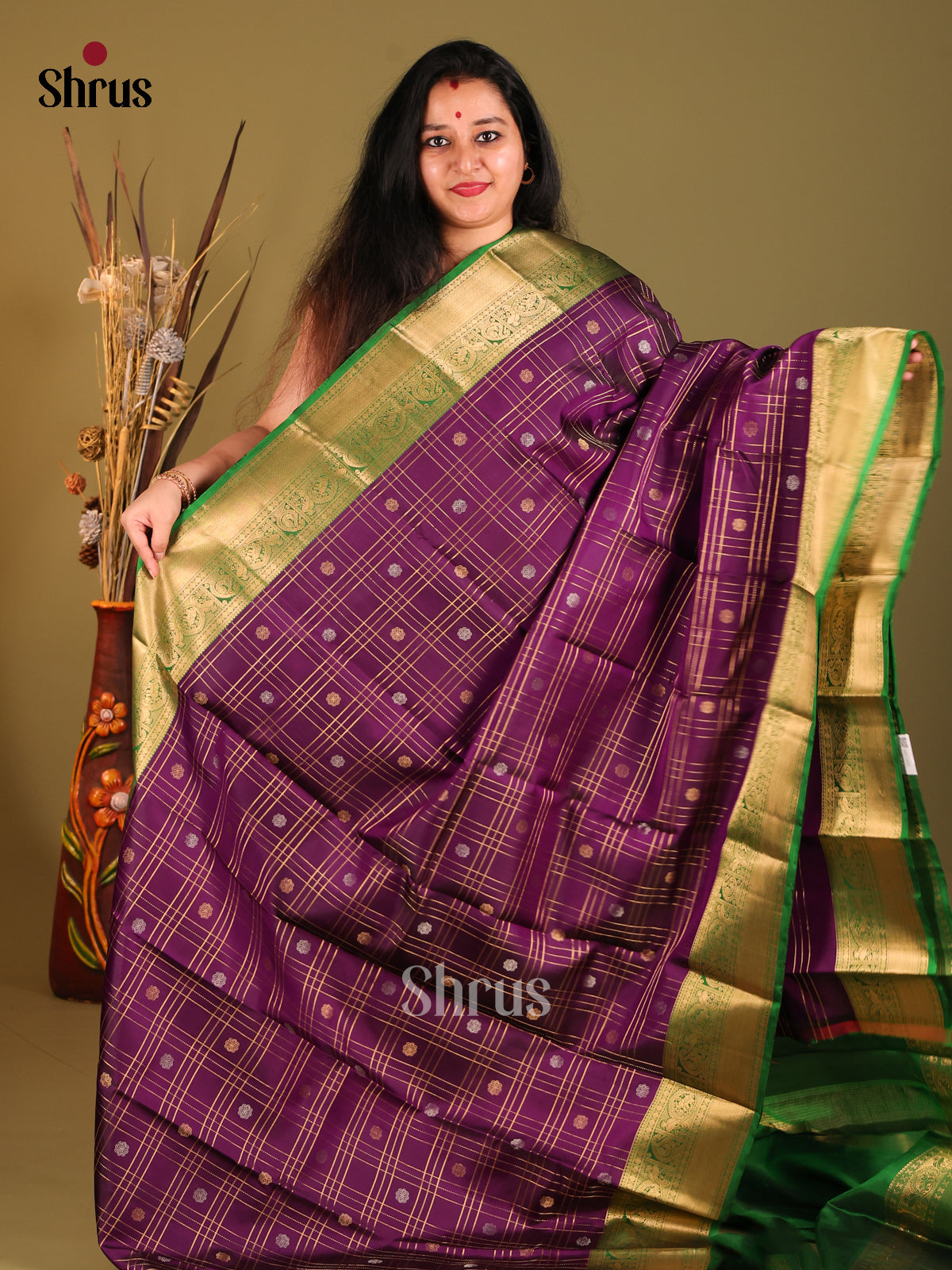 DHS04001 - Kanchipuram silk  Saree - Shop on Shrus.com