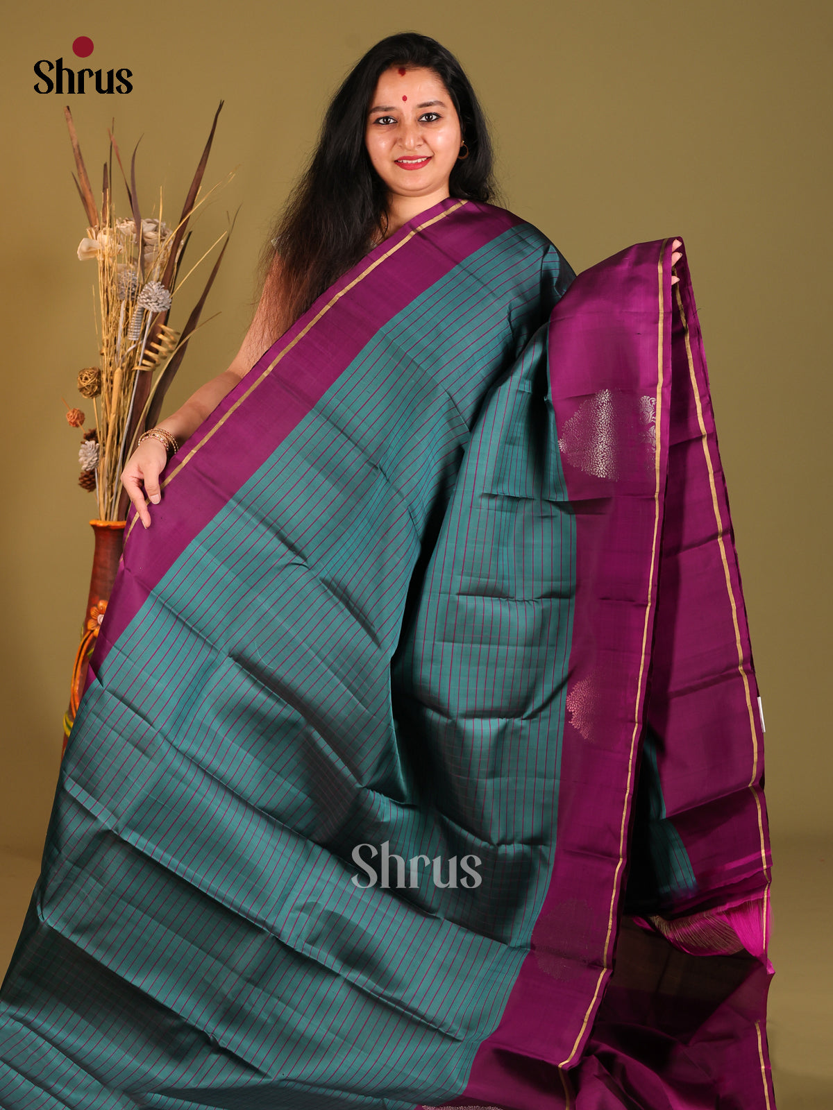 DHS04049 - Soft Silk  Saree - Shop on Shrus.com