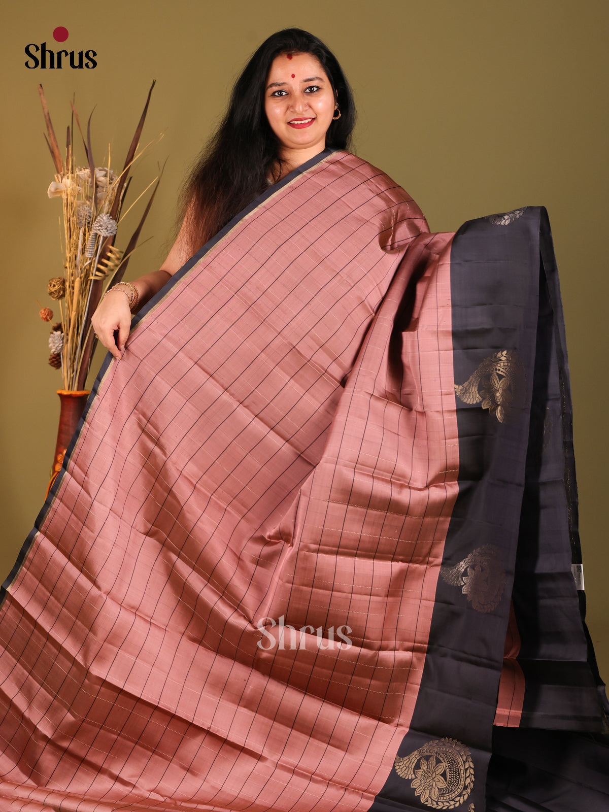 DHS04051 - Soft Silk  Saree - Shop on Shrus.com