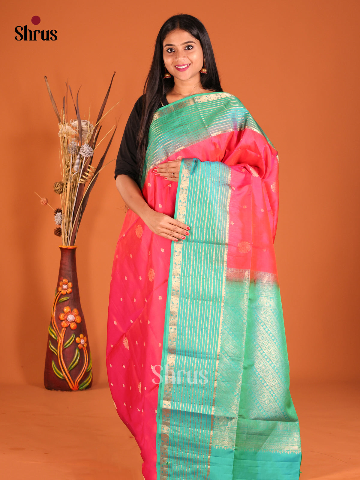 DHS04062 - Soft Silk  Saree - Shop on Shrus.com