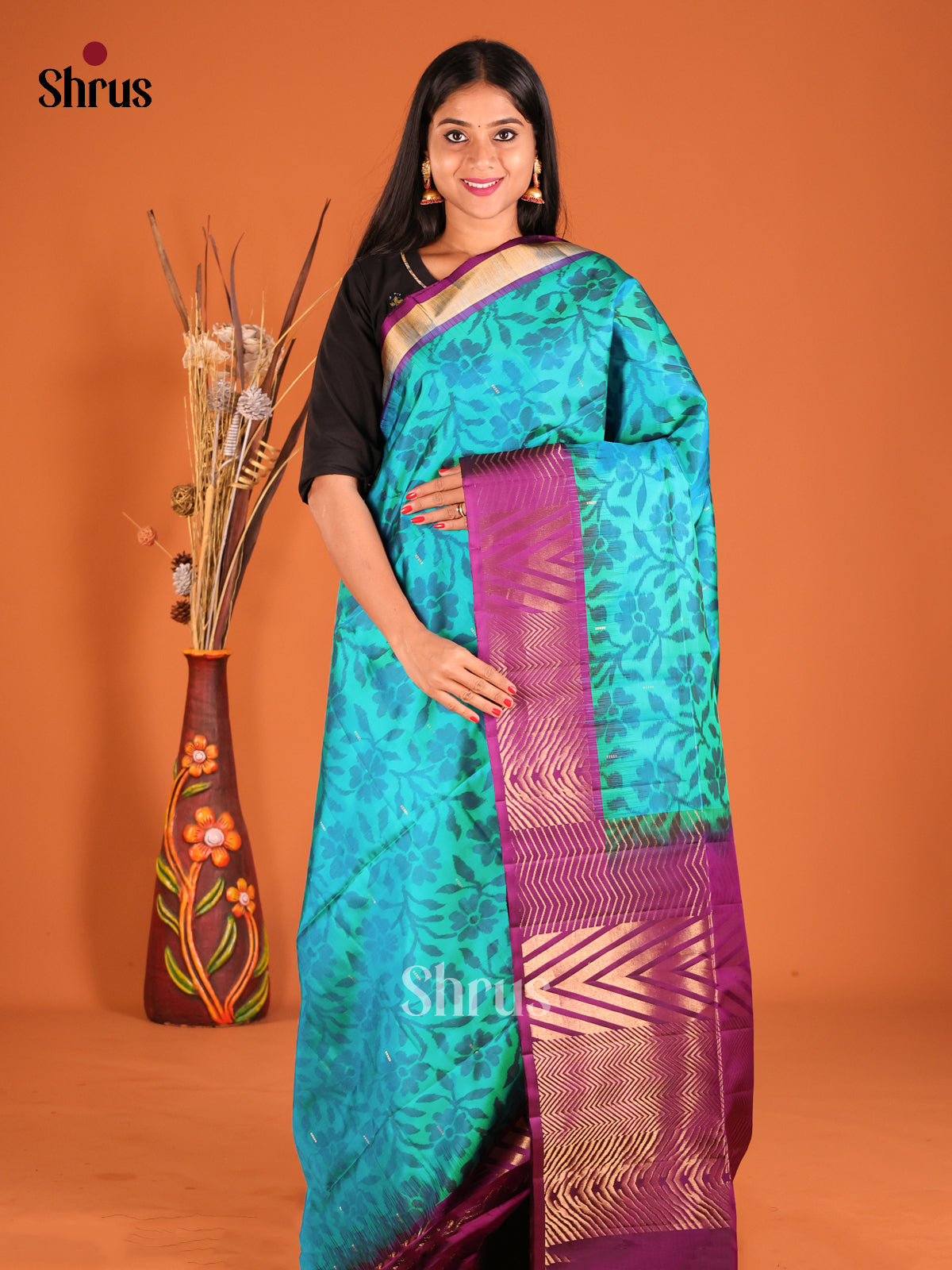 DHS04312 - Soft Silk Saree - Shop on Shrus.com