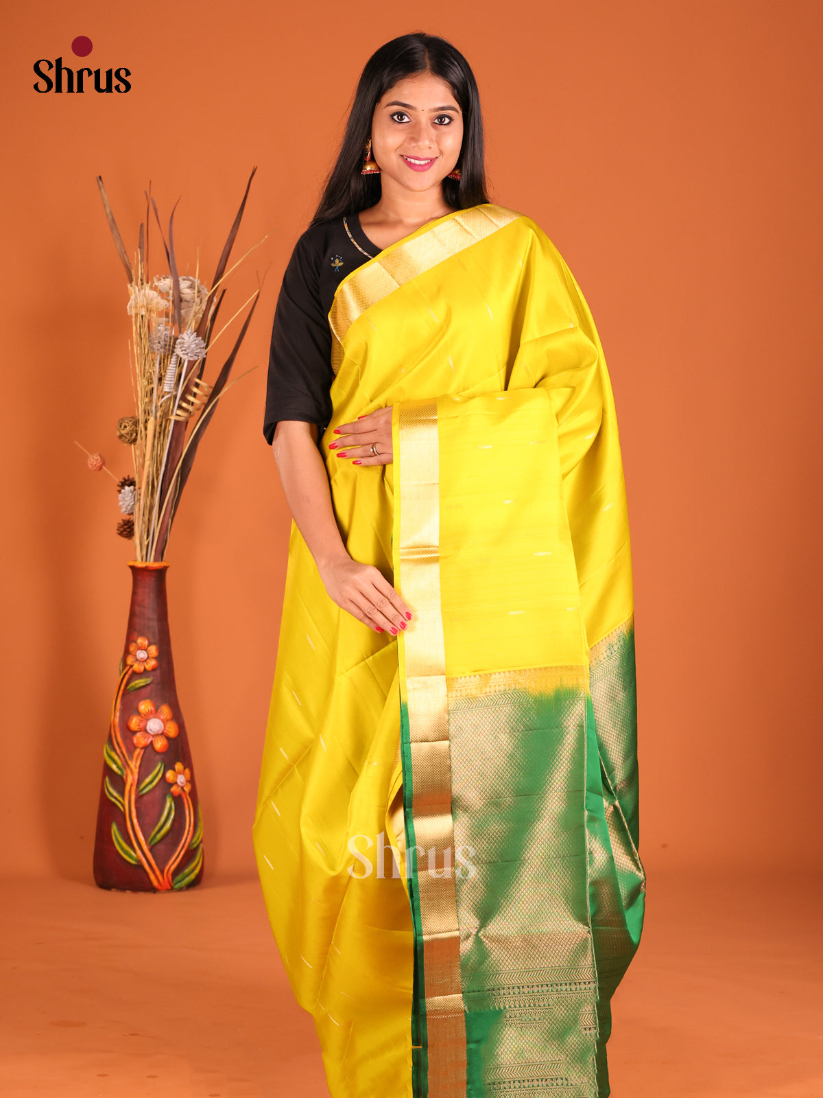 DHS04346 - Soft Silk Saree - Shop on Shrus.com