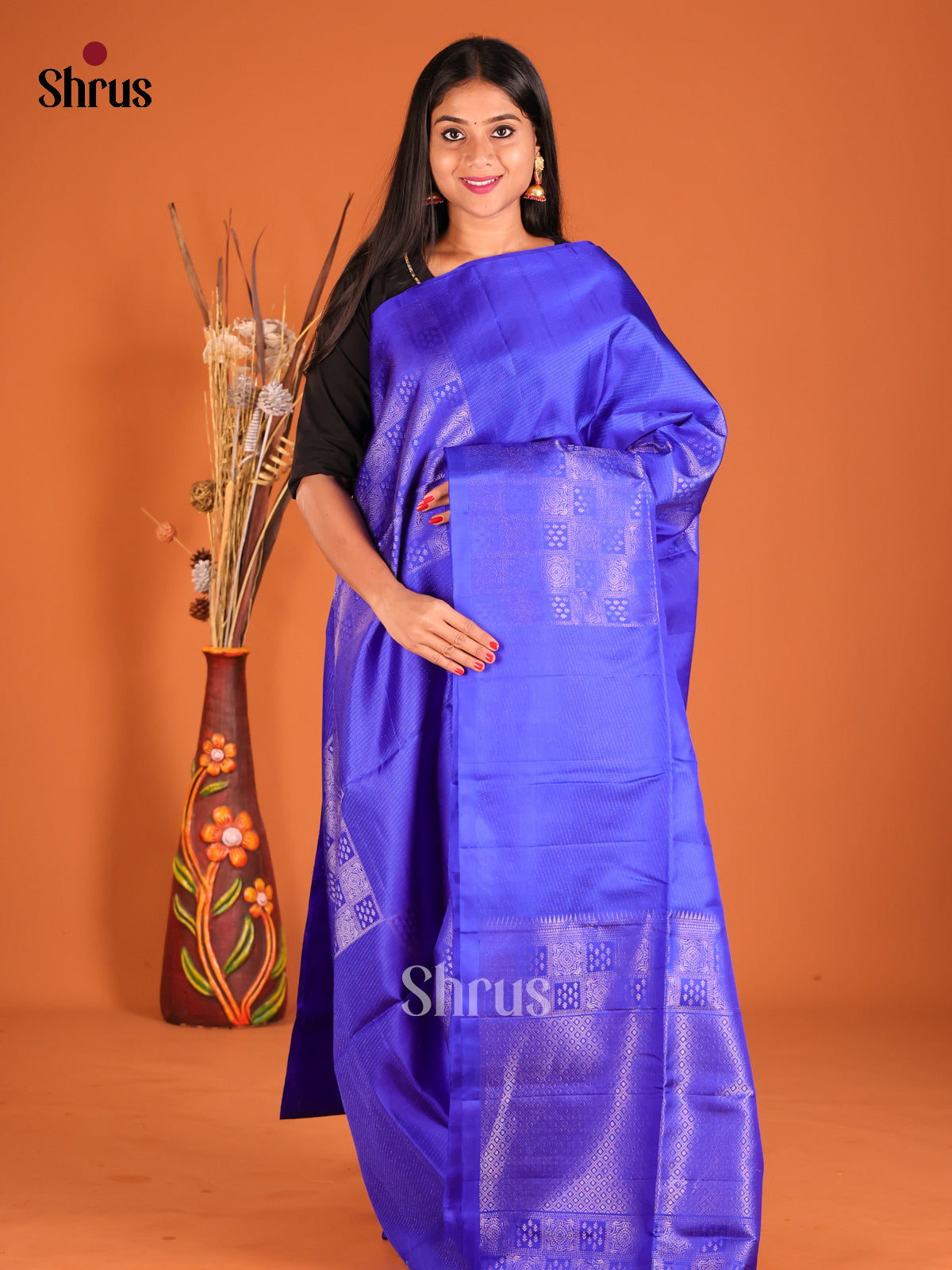 DHS04358 - Soft Silk Saree - Shop on Shrus.com