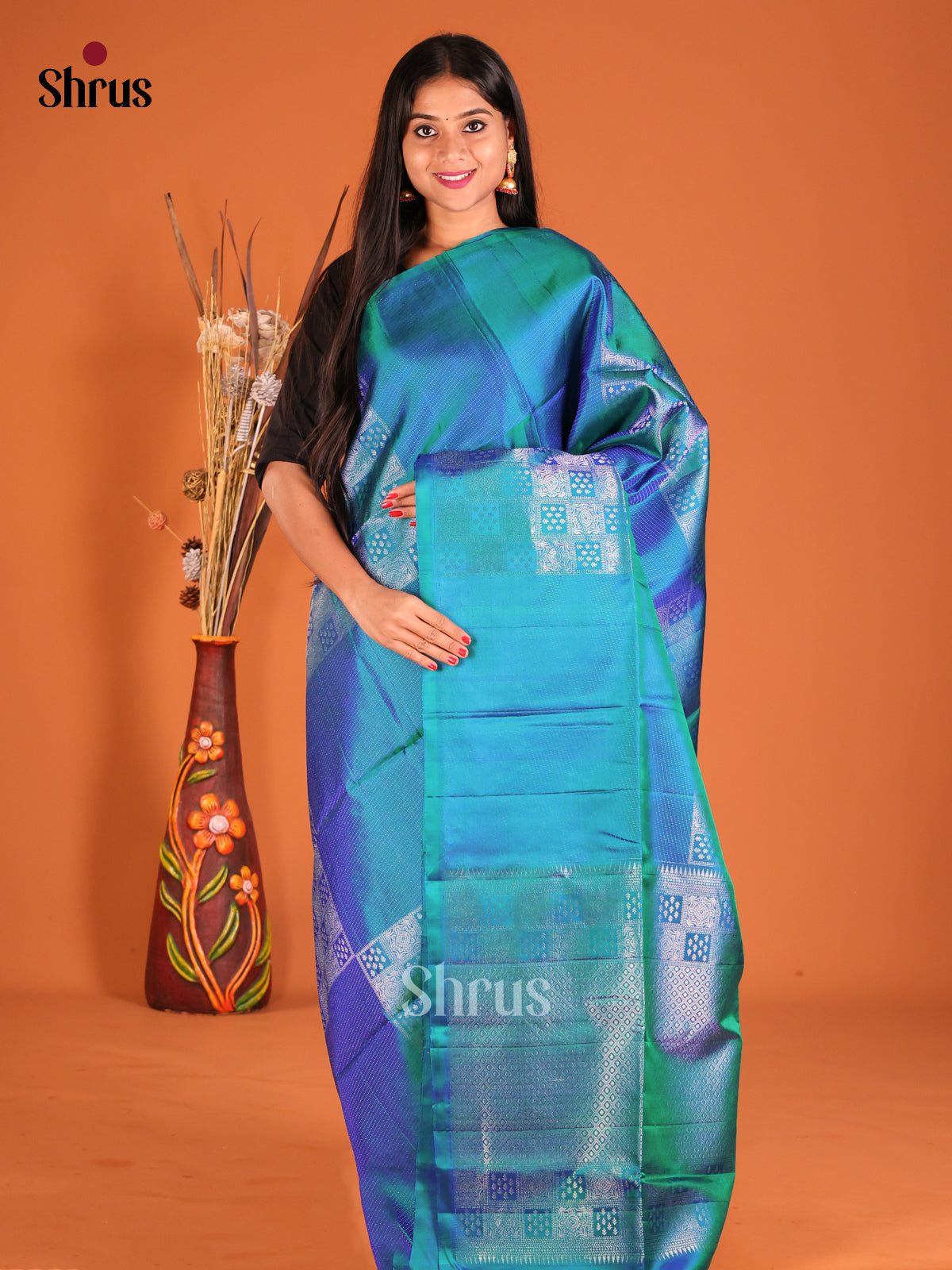 DHS04362 - Soft Silk Saree - Shop on Shrus.com