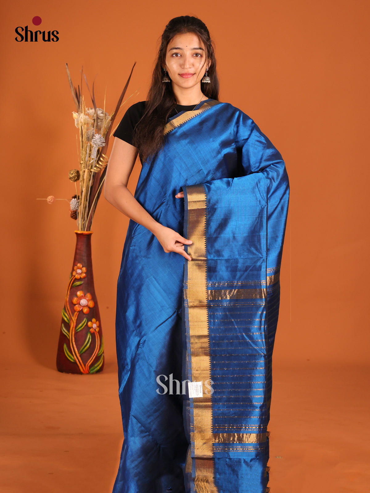 Blue single tone Mangalagiri silkcotton Saree with gold zari border