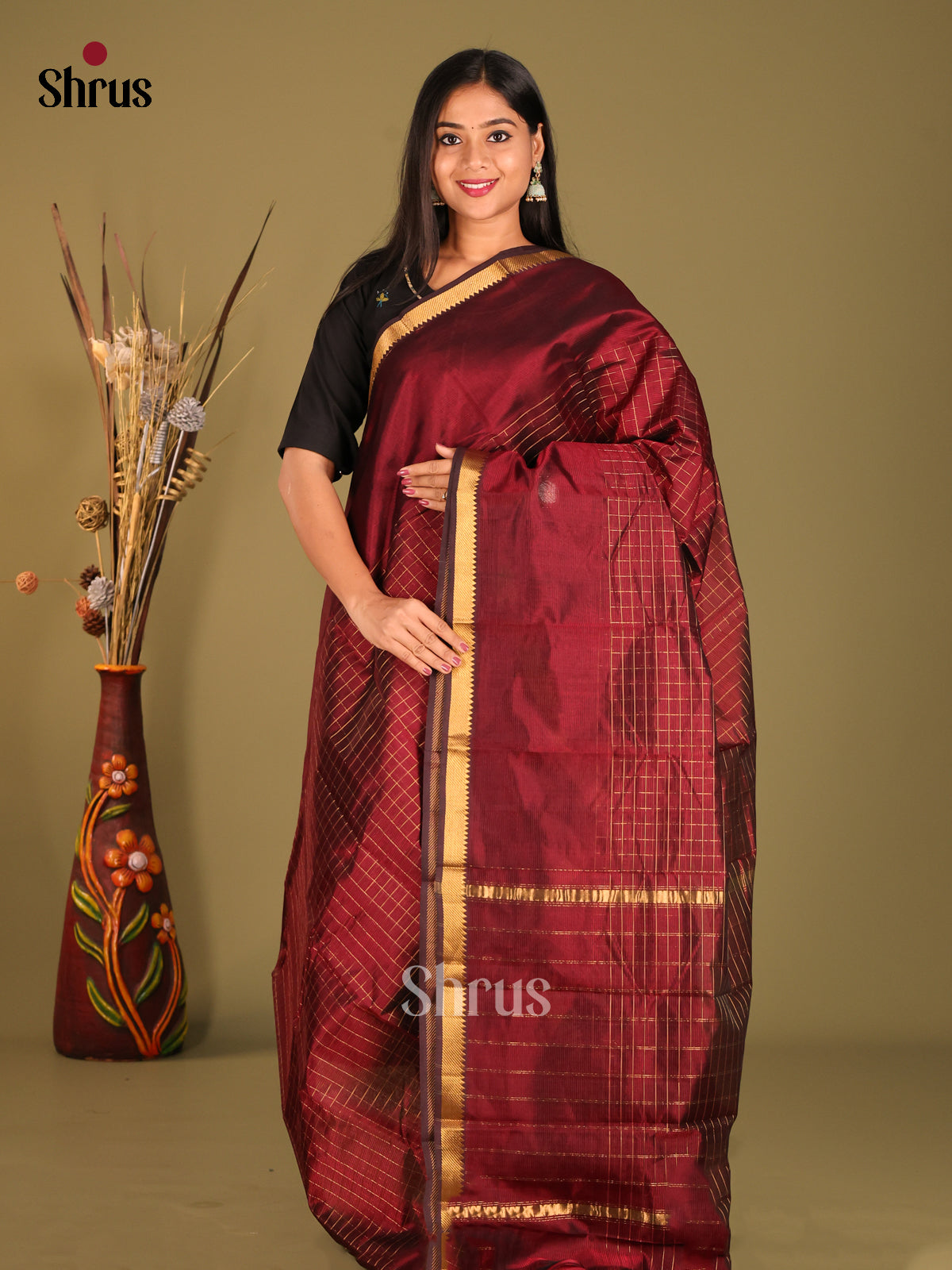 Maroon(Single Tone) Mangalagiri silkcotton Saree with zari checks - Shop on Shrus.com