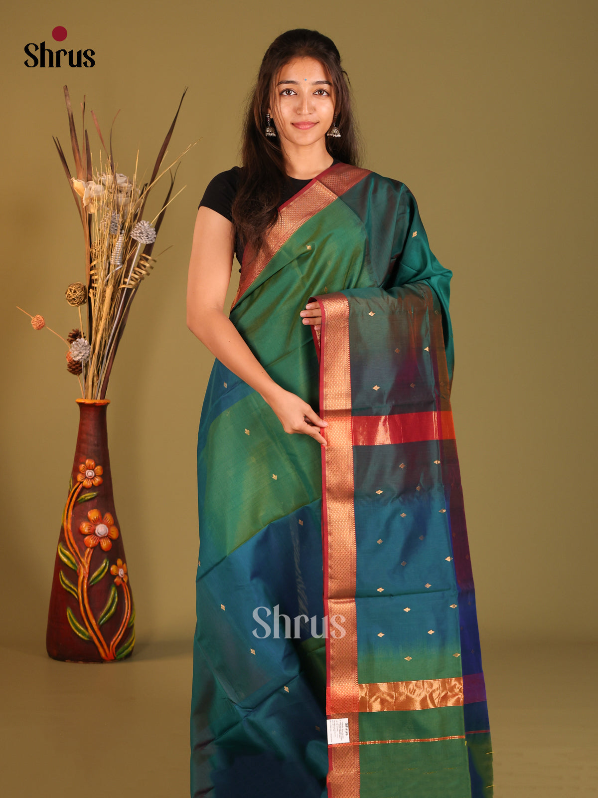 Elegant Green & Blue - Maheshwari silkcotton Saree