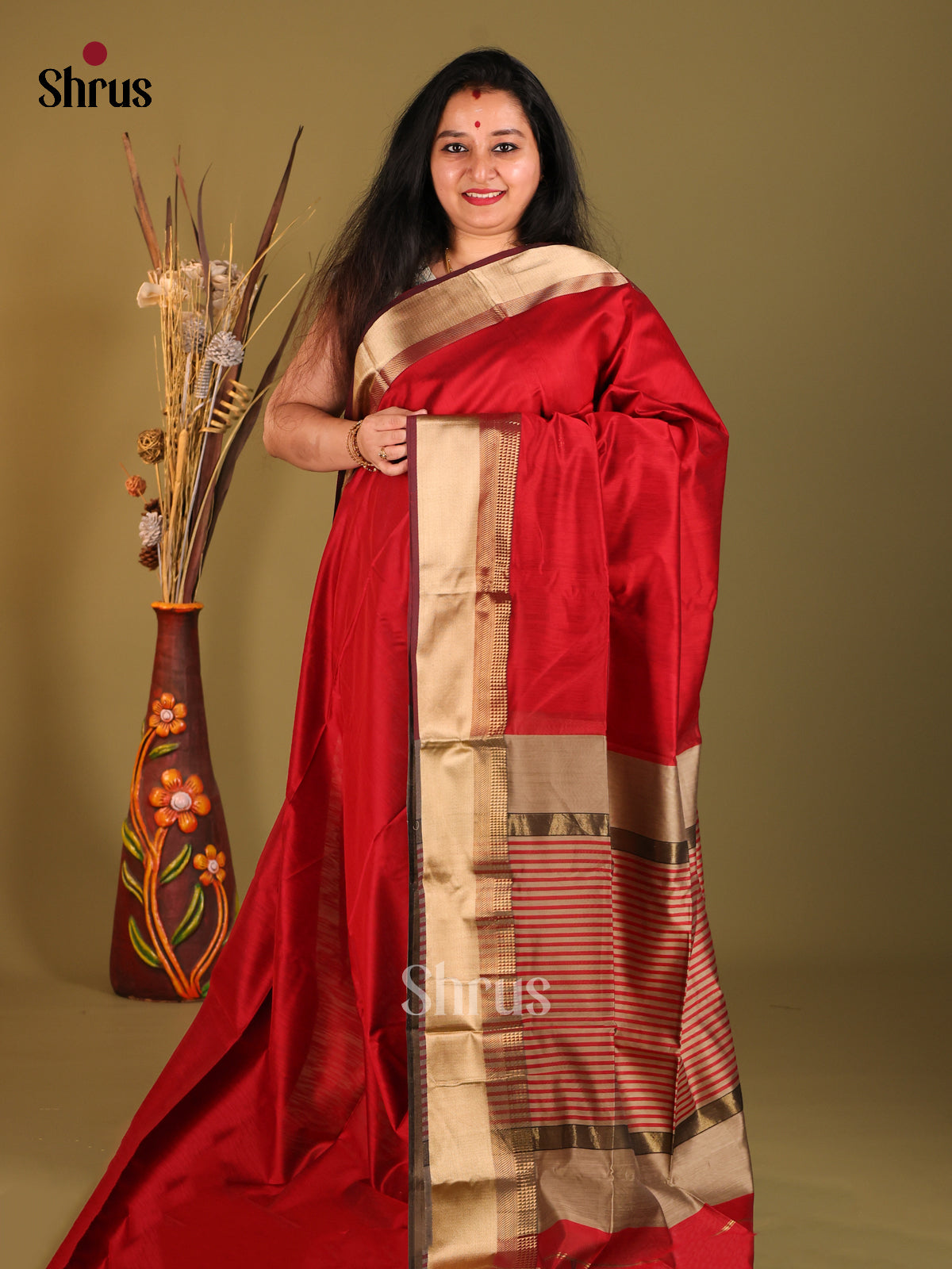 DHS06094 - Maheshwari silkcotton Saree - Shop on Shrus.com