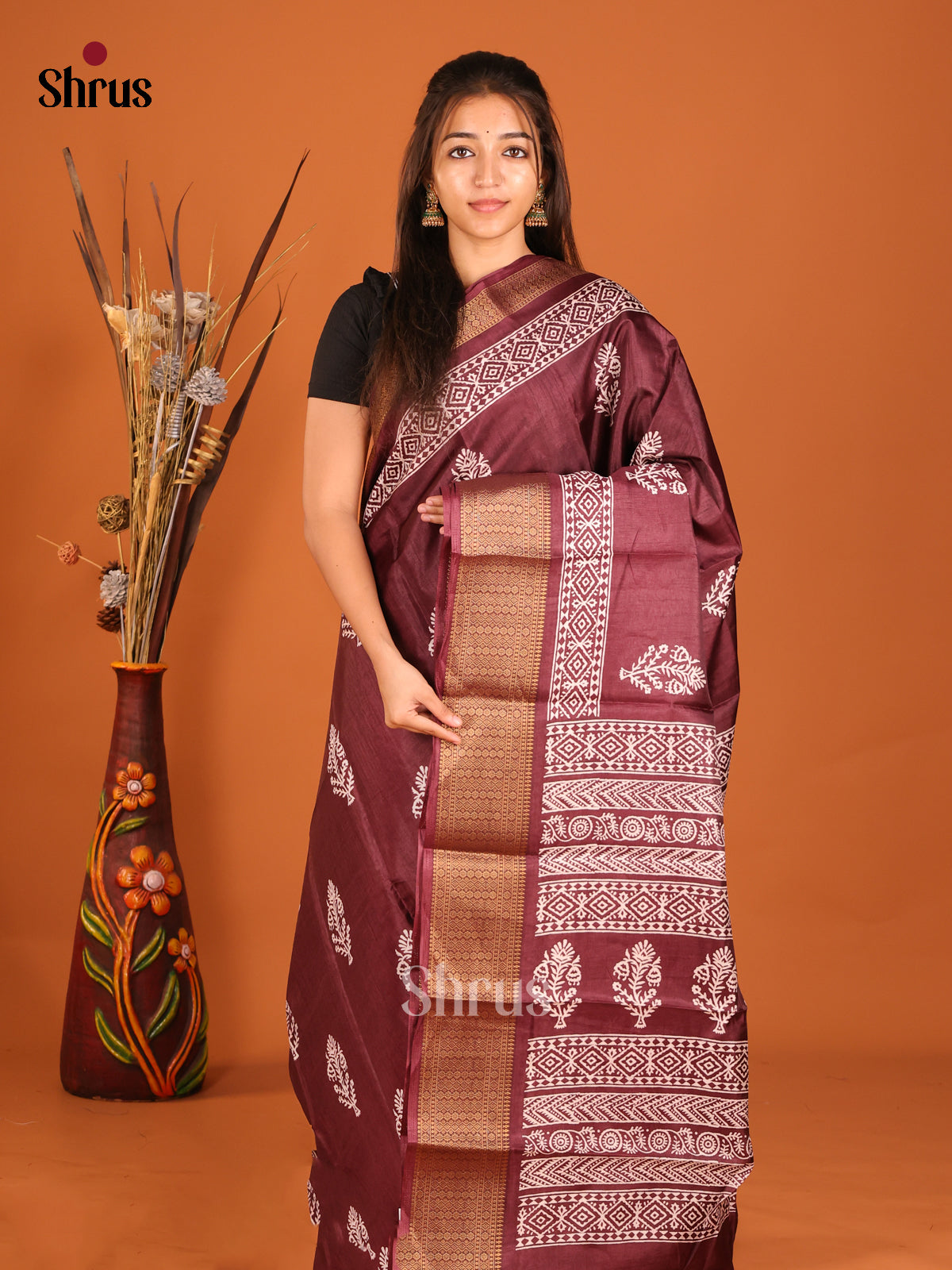 DHS06455 - Semi Crepe Saree - Shop on Shrus.com