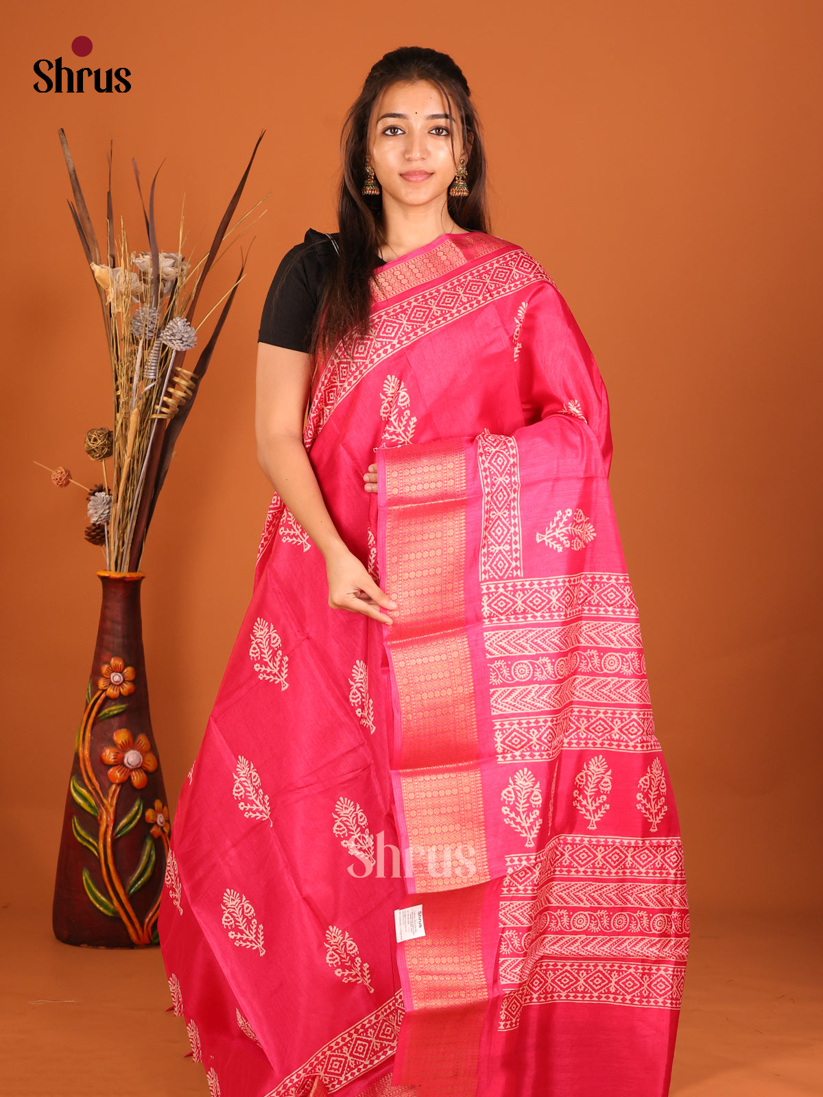 DHS06476 - Semi Crepe Saree - Shop on Shrus.com