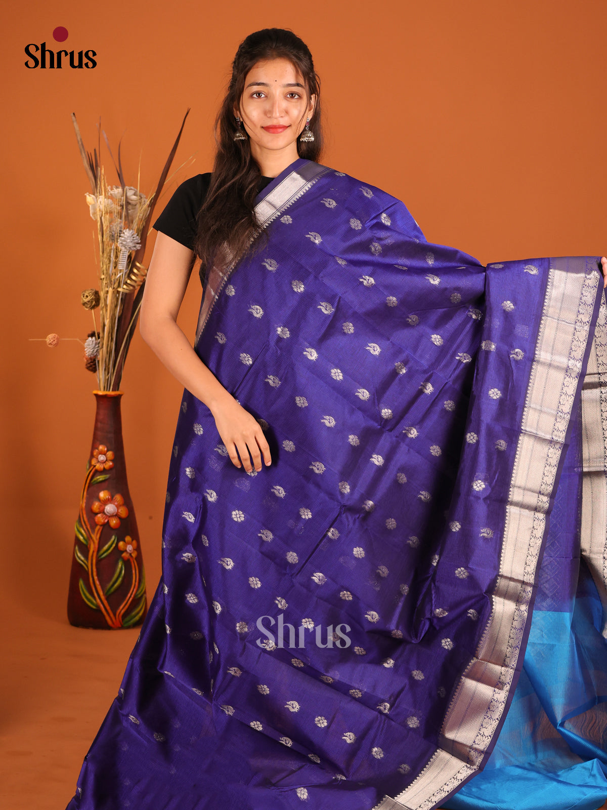 Blue & Teal - Mangalagiri silkcotton Saree with zari peacock , floral buttas -1
