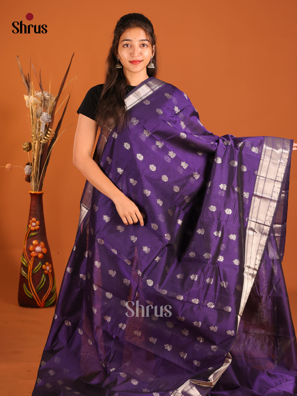 Violet - Mangalagiri silkcotton Saree gleams with zari floral buttas -1