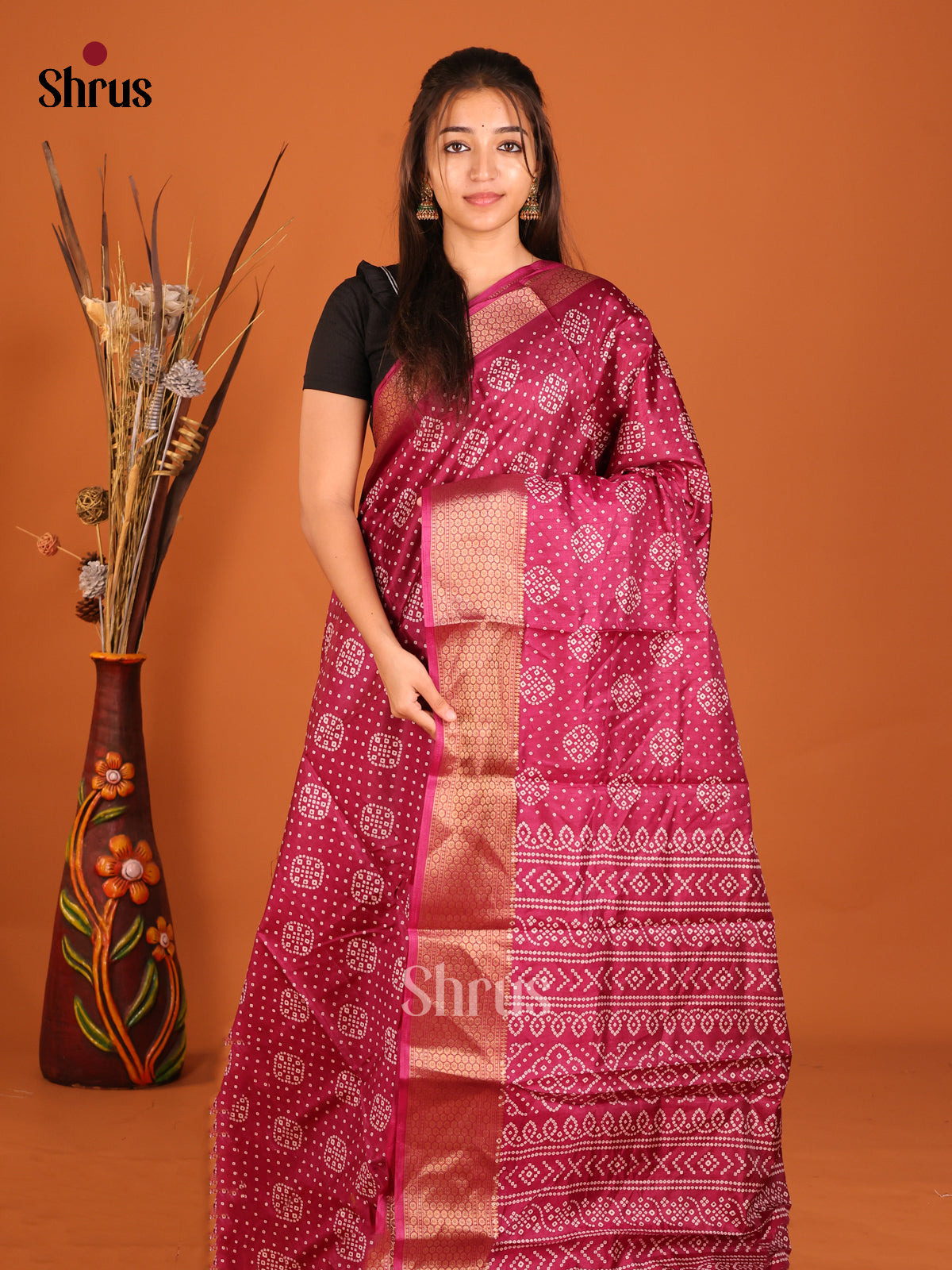 DHS07030 - Semi Crepe Saree - Shop on Shrus.com