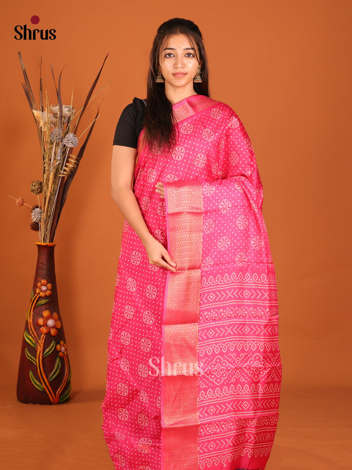 DHS07031 - Semi Crepe Saree - Shop on Shrus.com