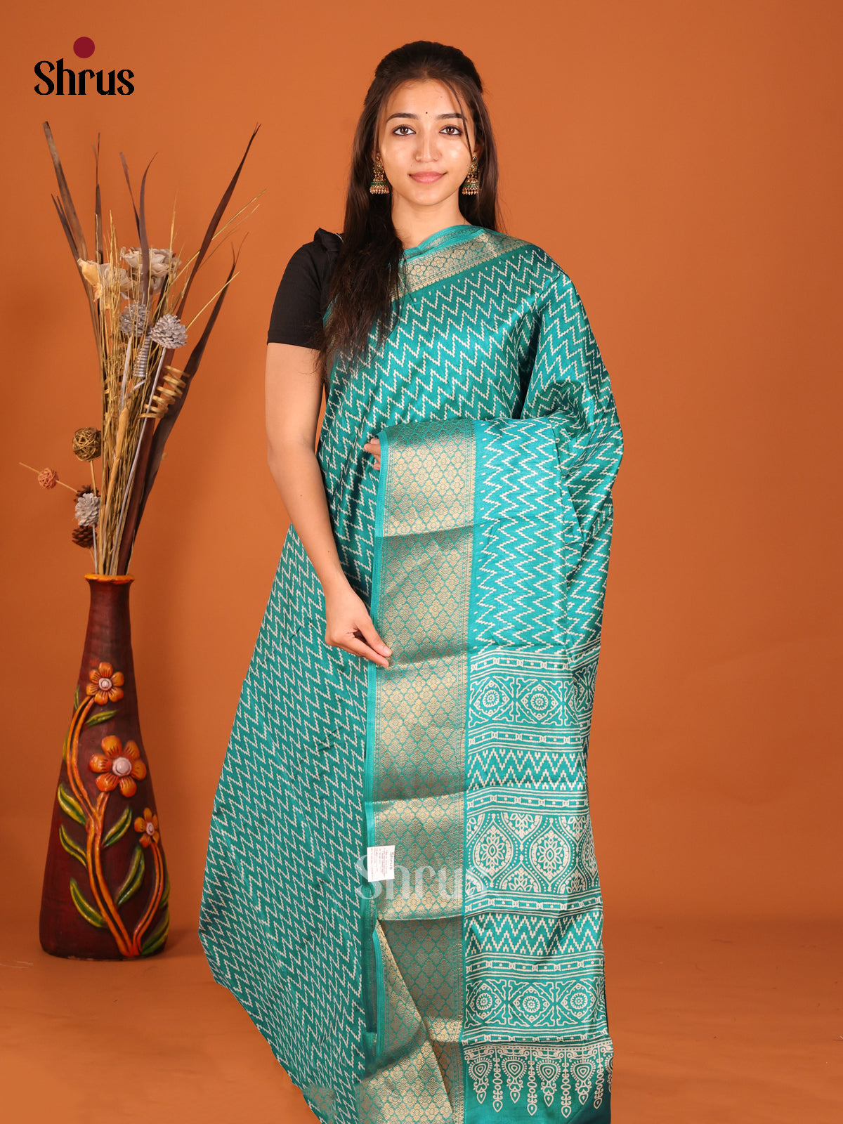 DHS07034 - Semi Crepe Saree - Shop on Shrus.com