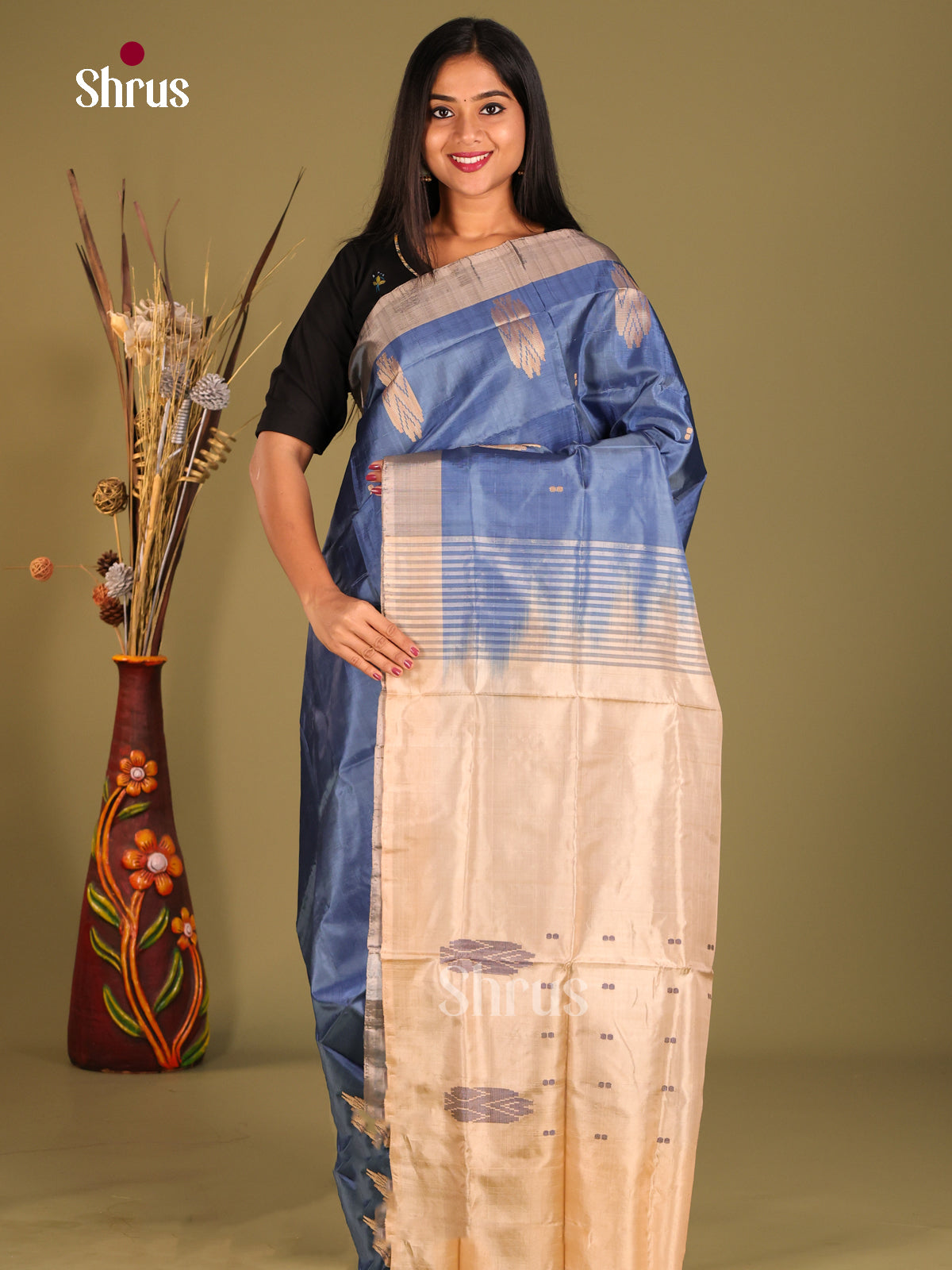 Blue & Cream - Banana Pith without blouse Saree