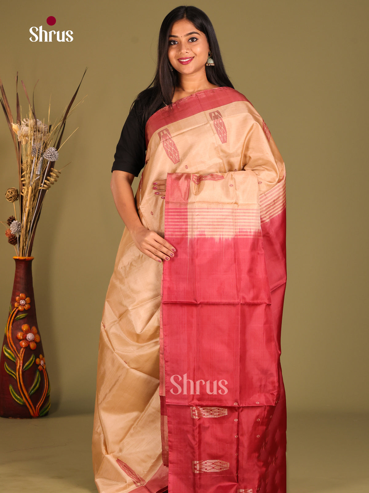 Peach & Maroon- Banana Pith without blouse Saree - Shop on Shrus.com