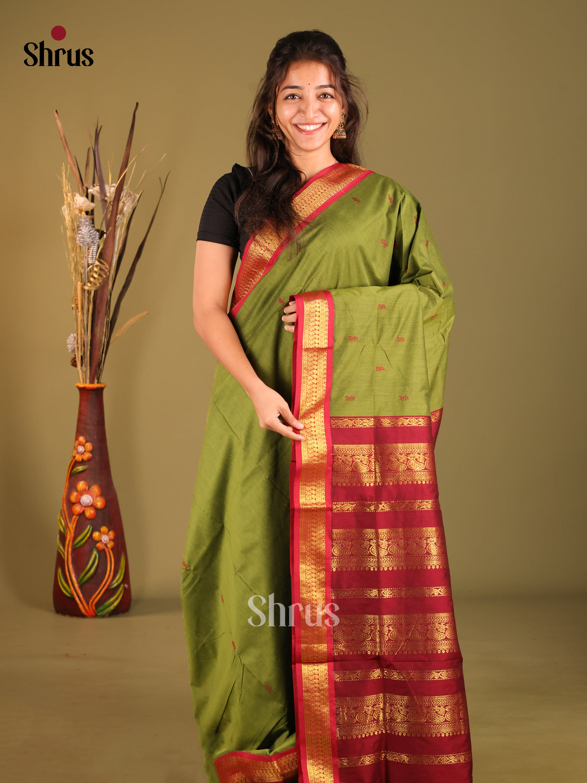 Green & Red  - Kalyani Cotton Saree - Shop on Shrus.com