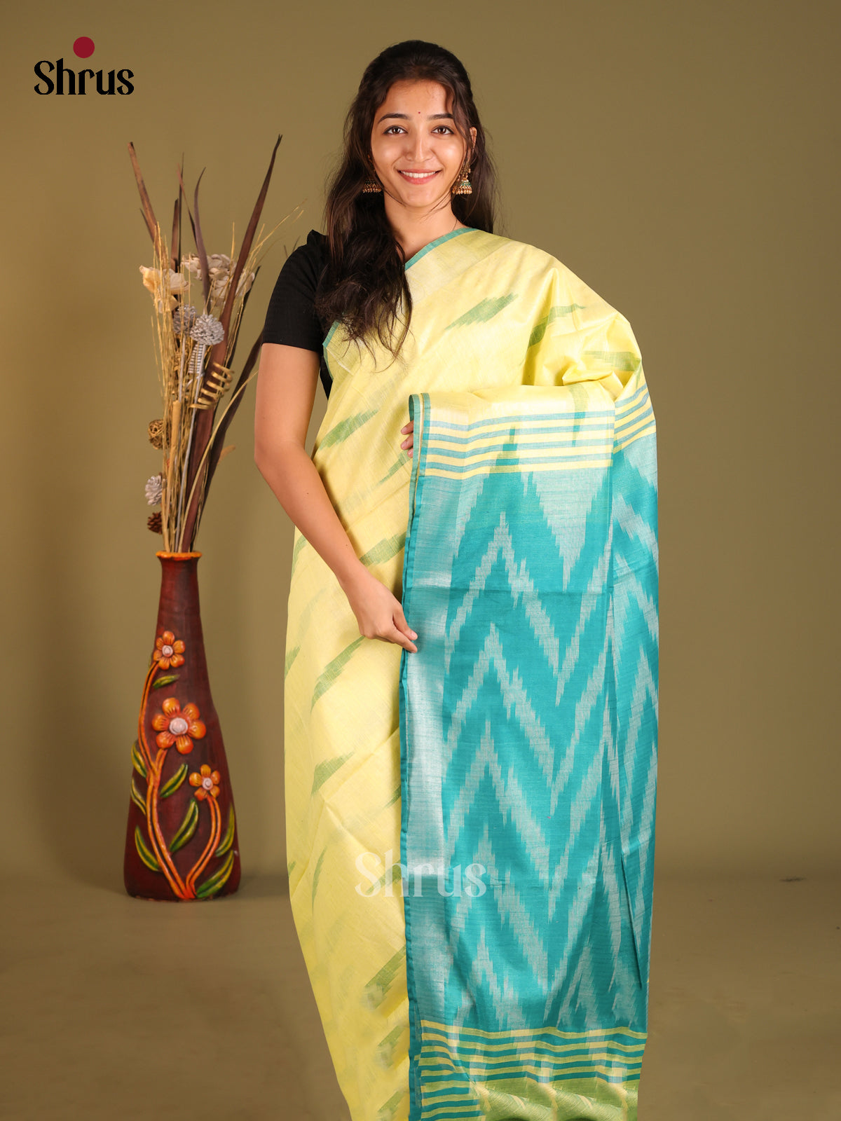 DHS08116 - Semi Ikkat Saree - Shop on Shrus.com