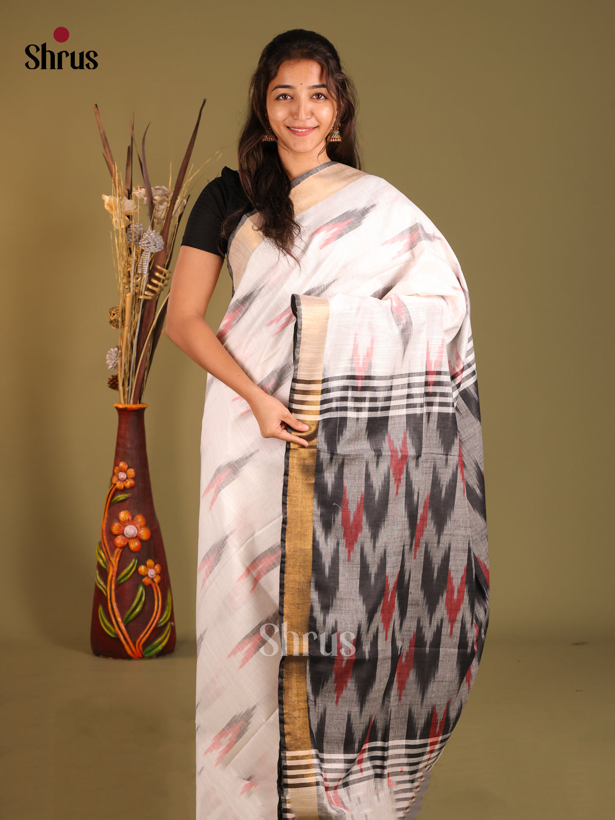 DHS08147 - Semi Ikkat Saree - Shop on Shrus.com